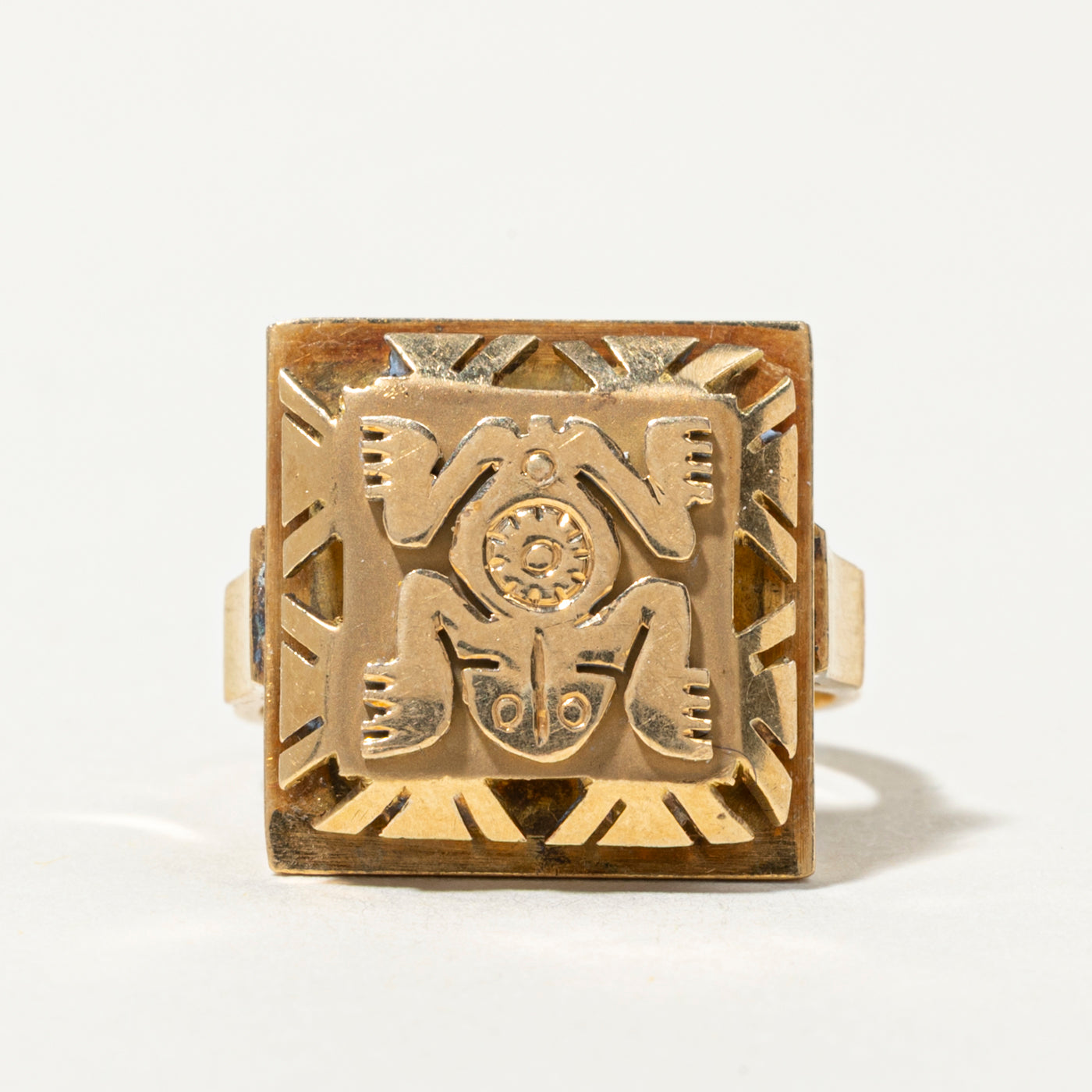 18k Animal Motif Embossed Ring | SZ 6.25