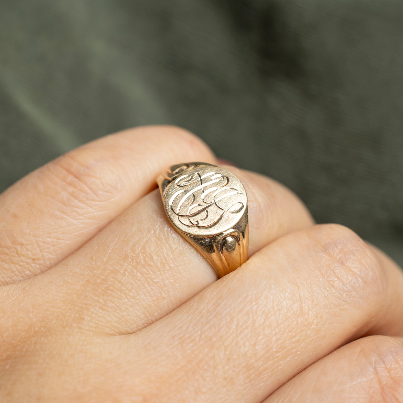 10k "AJS" Initial Engraved Signet Ring | SZ 7.25
