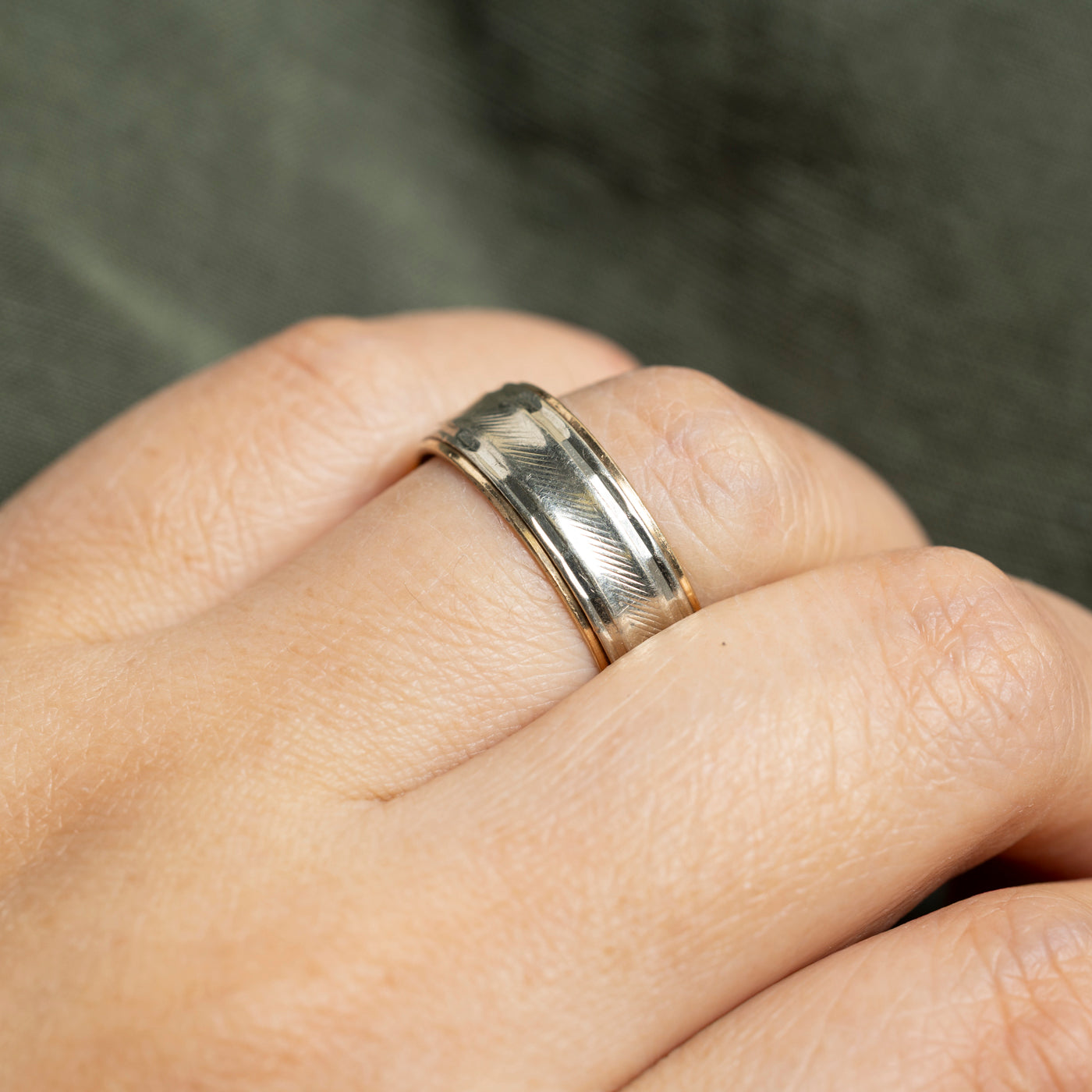 10k Two Tone Gold Engraved Band | 7mm | SZ 9.5