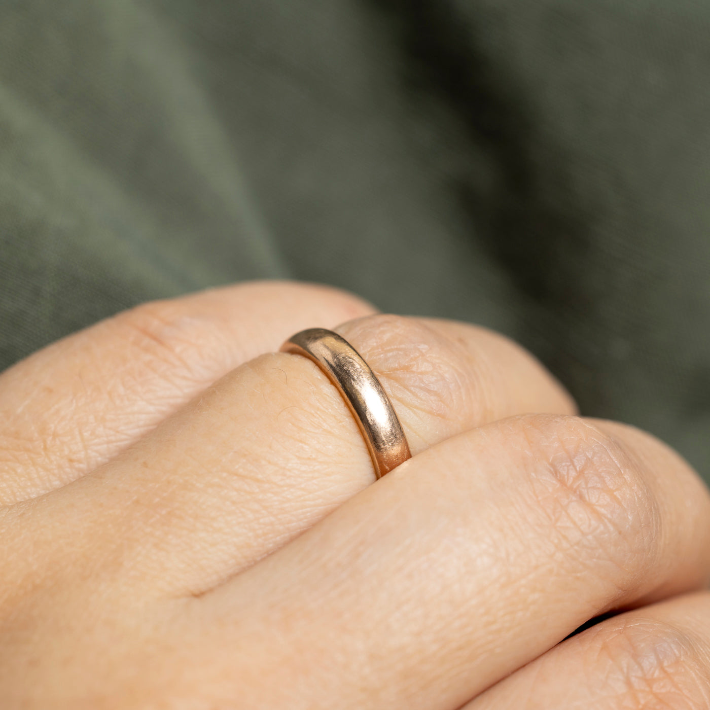 9k Rosy Gold Plain Band | 3.5mm | SZ 5.25