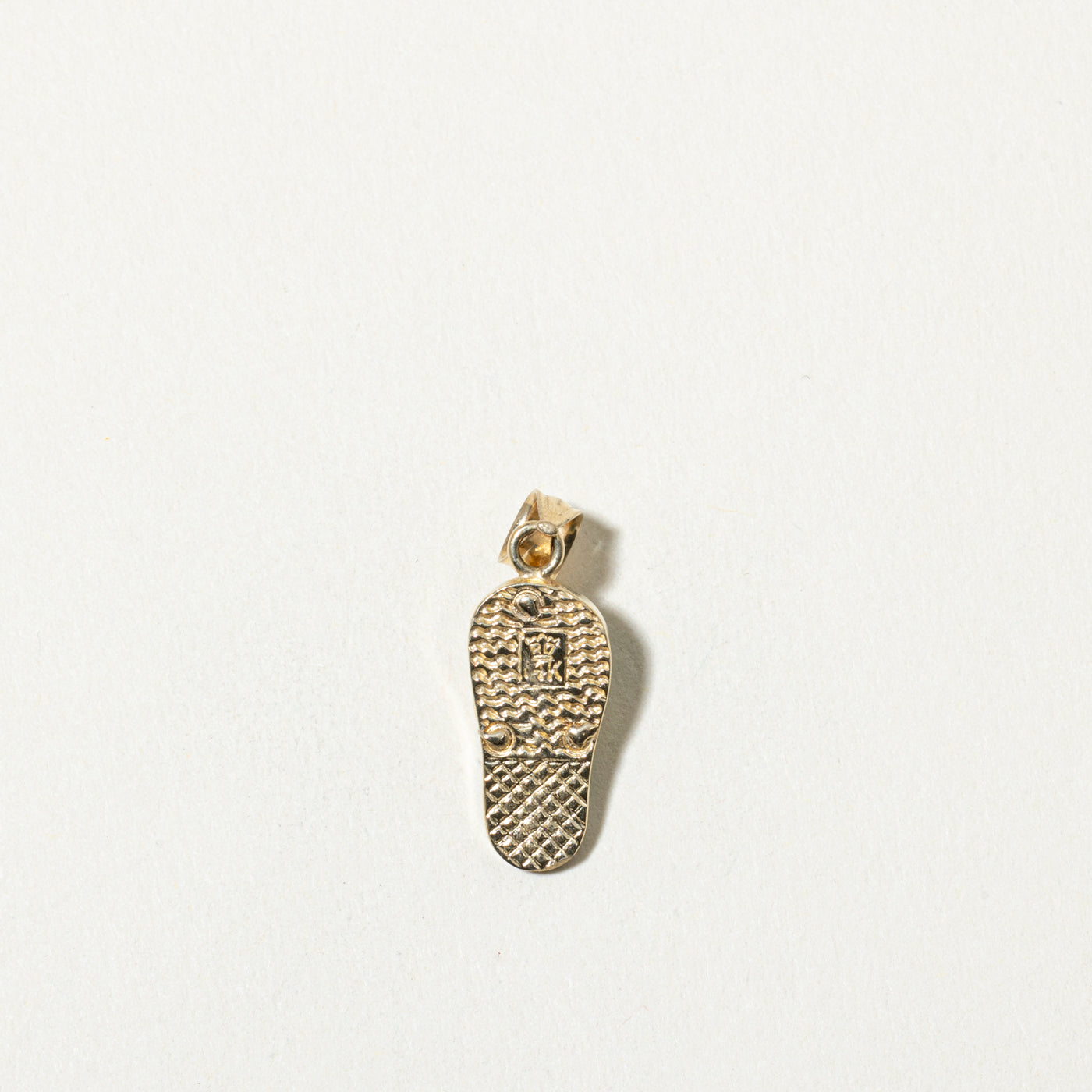 14k Flip Flop Enamel Pendant
