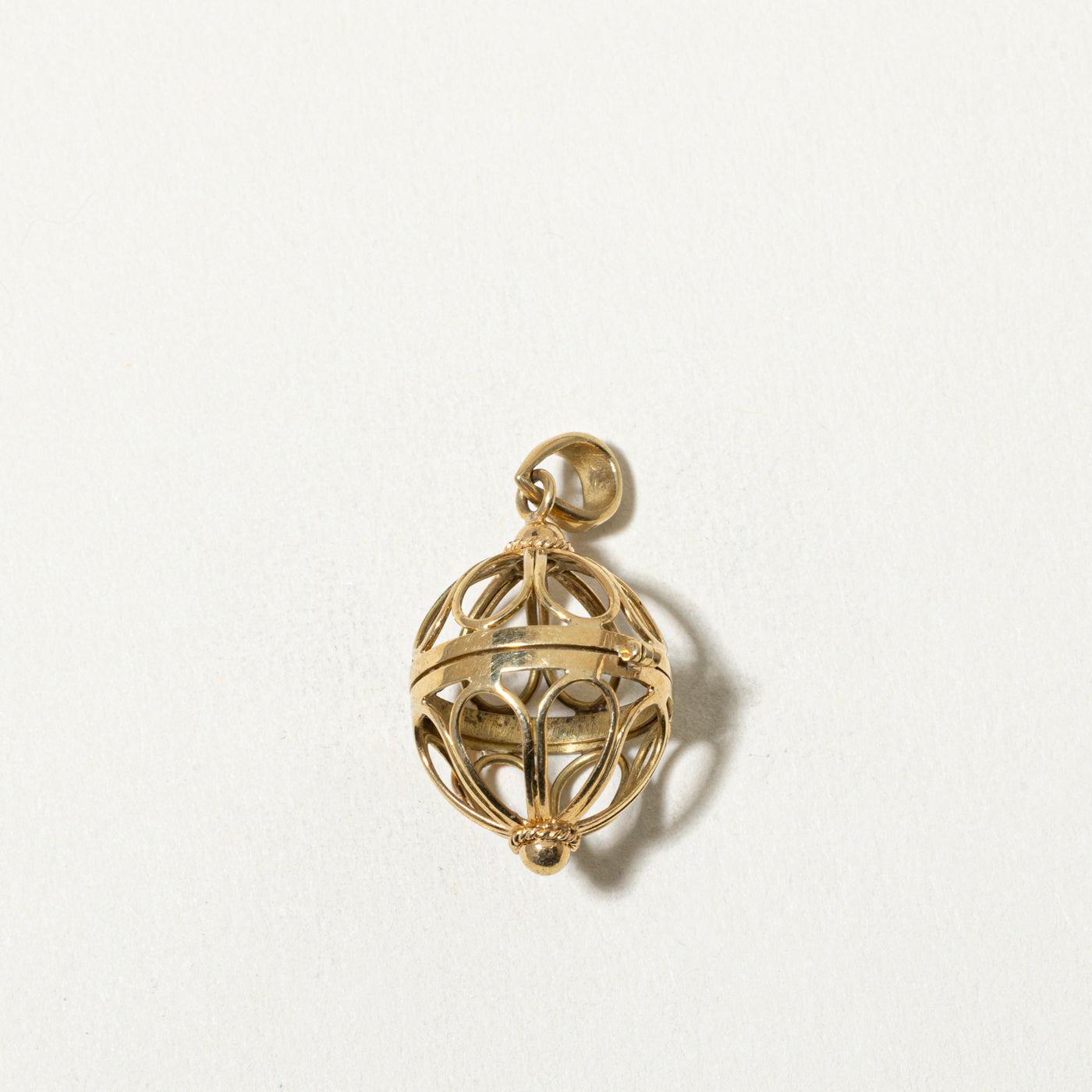 18k Openwork Angel Caller Pendant