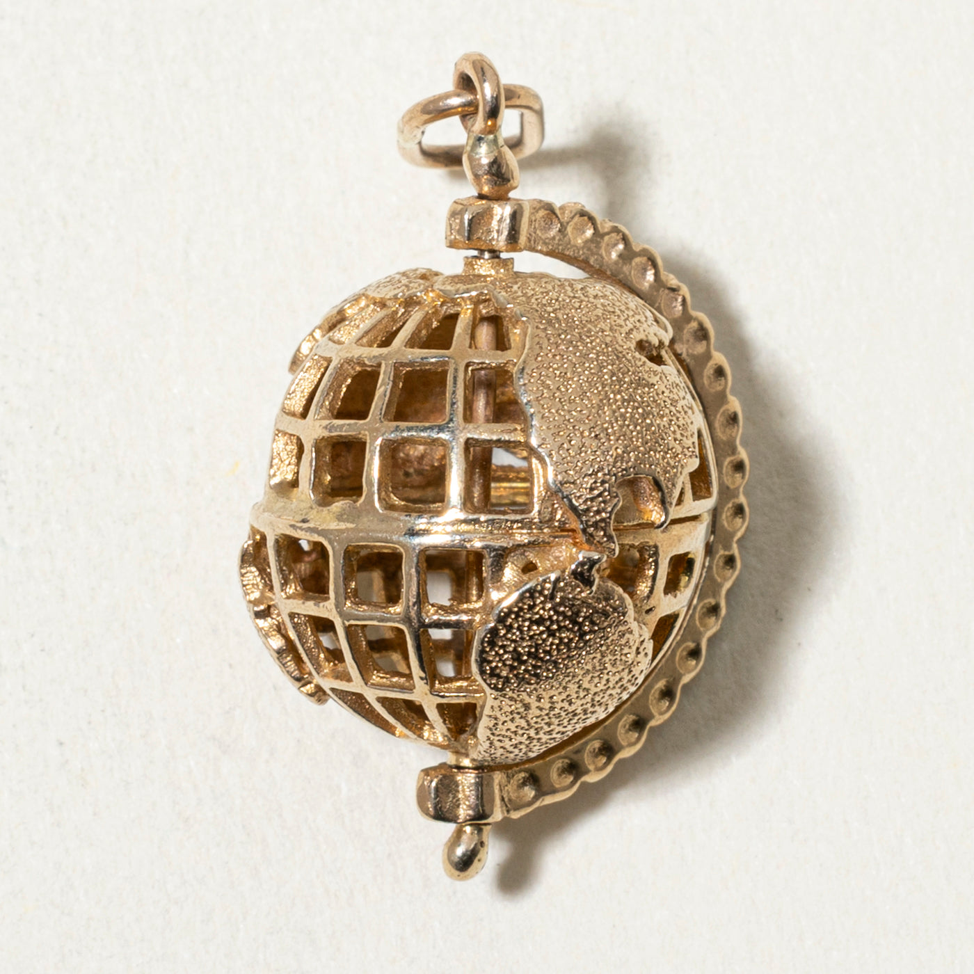 10k 3D Globe Charm