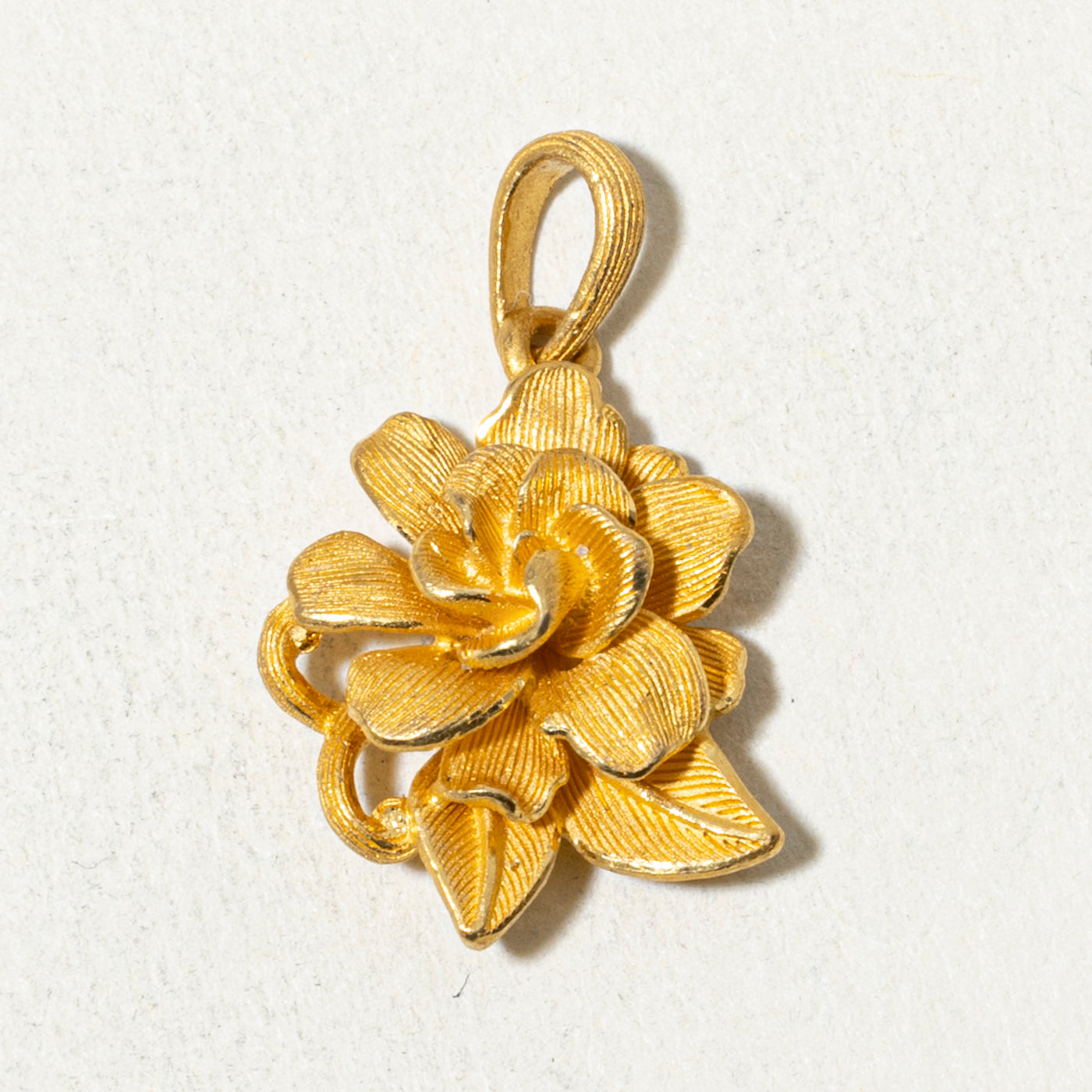'Prima Gold' 24k Gardenia Flower Pendant