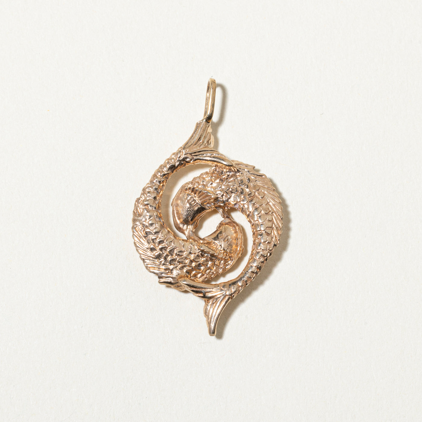 10k Pisces Zodiac Charm