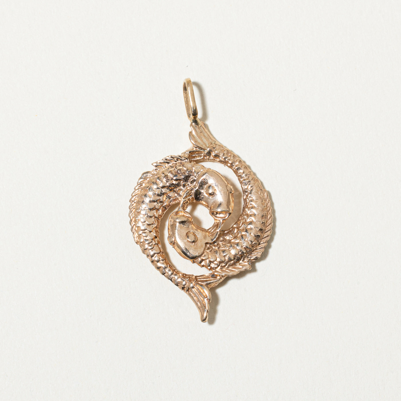 10k Pisces Zodiac Charm