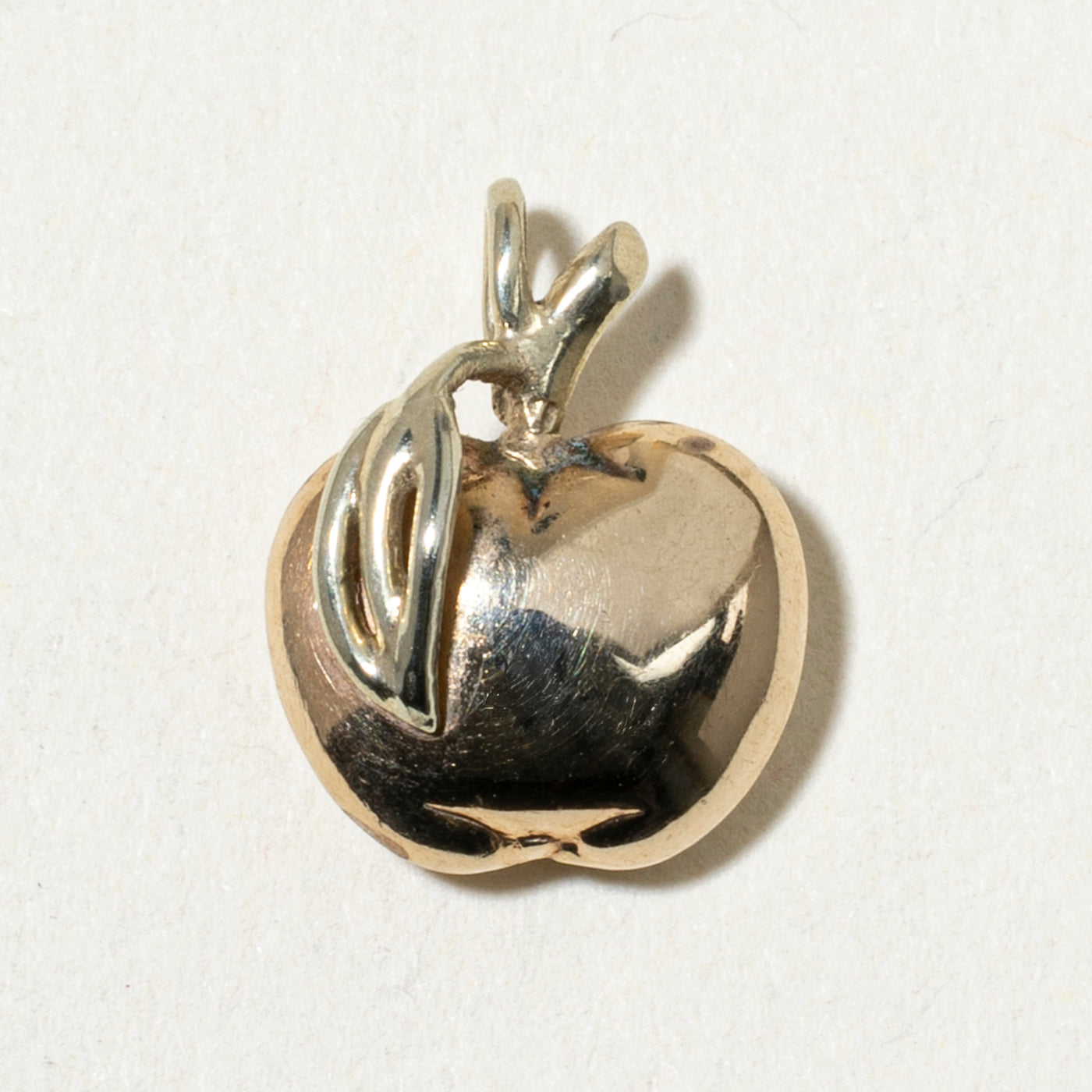 10k Apple Pendant