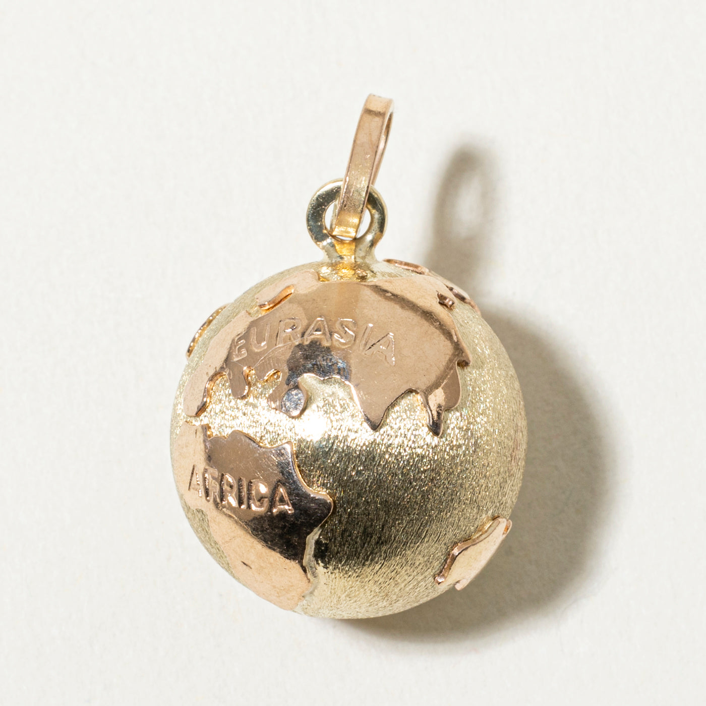 14k 3D Globe Charm