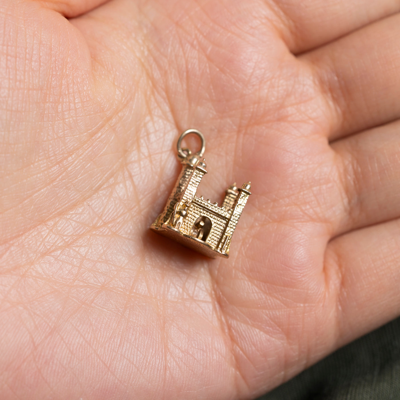 1969 Birmingham 9k Tower Of London Charm