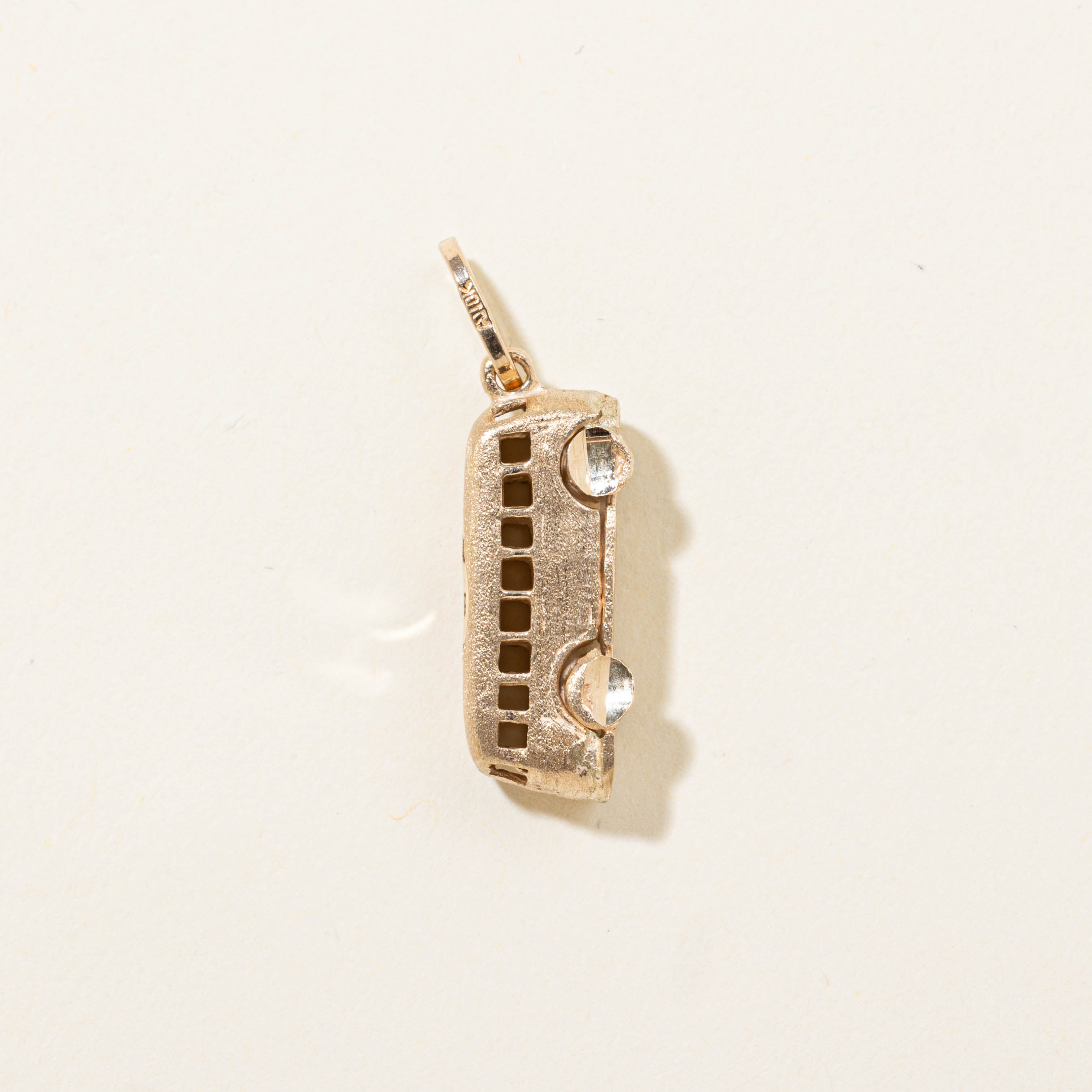 10k Bus Charm