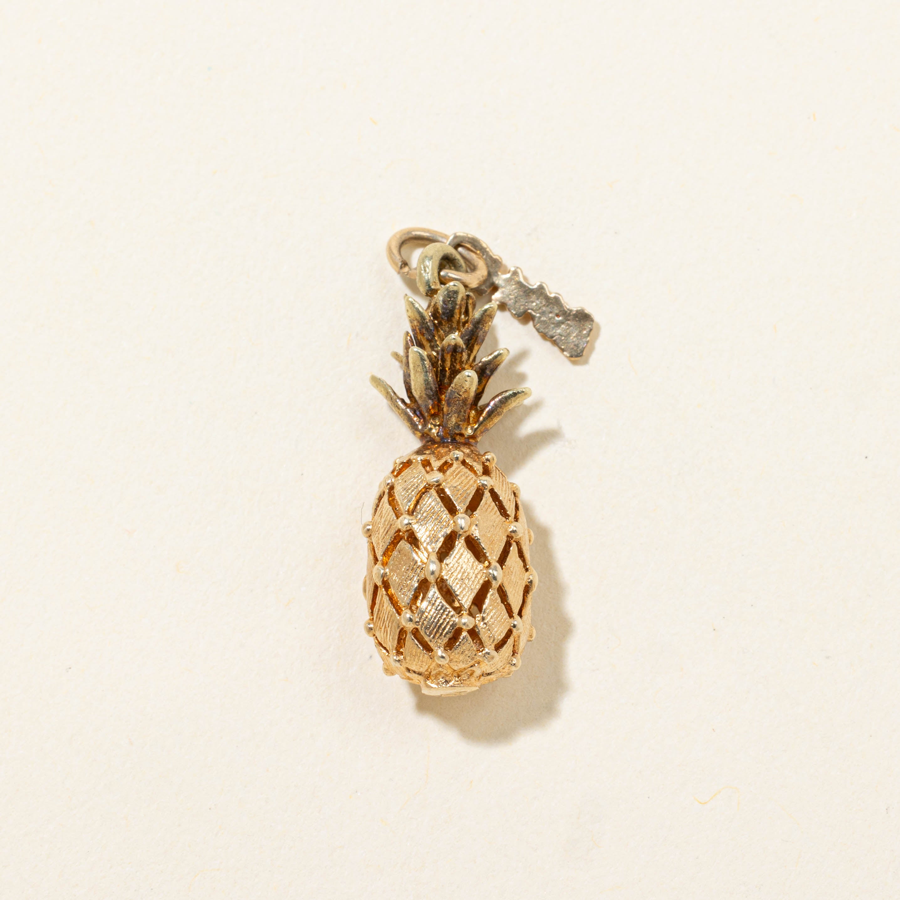 14k Hawaii Pineapple Charm