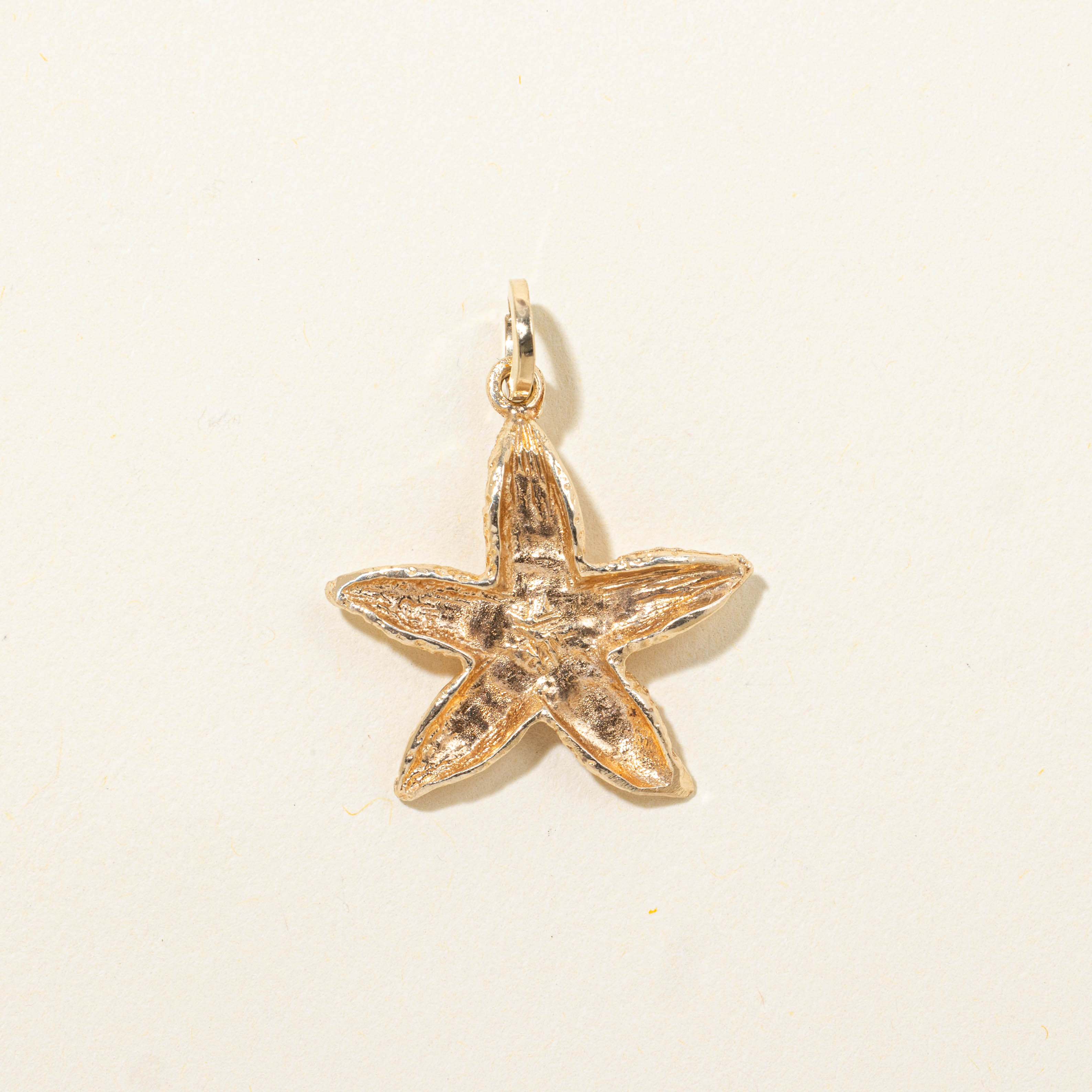 10k Starfish Textured Charm