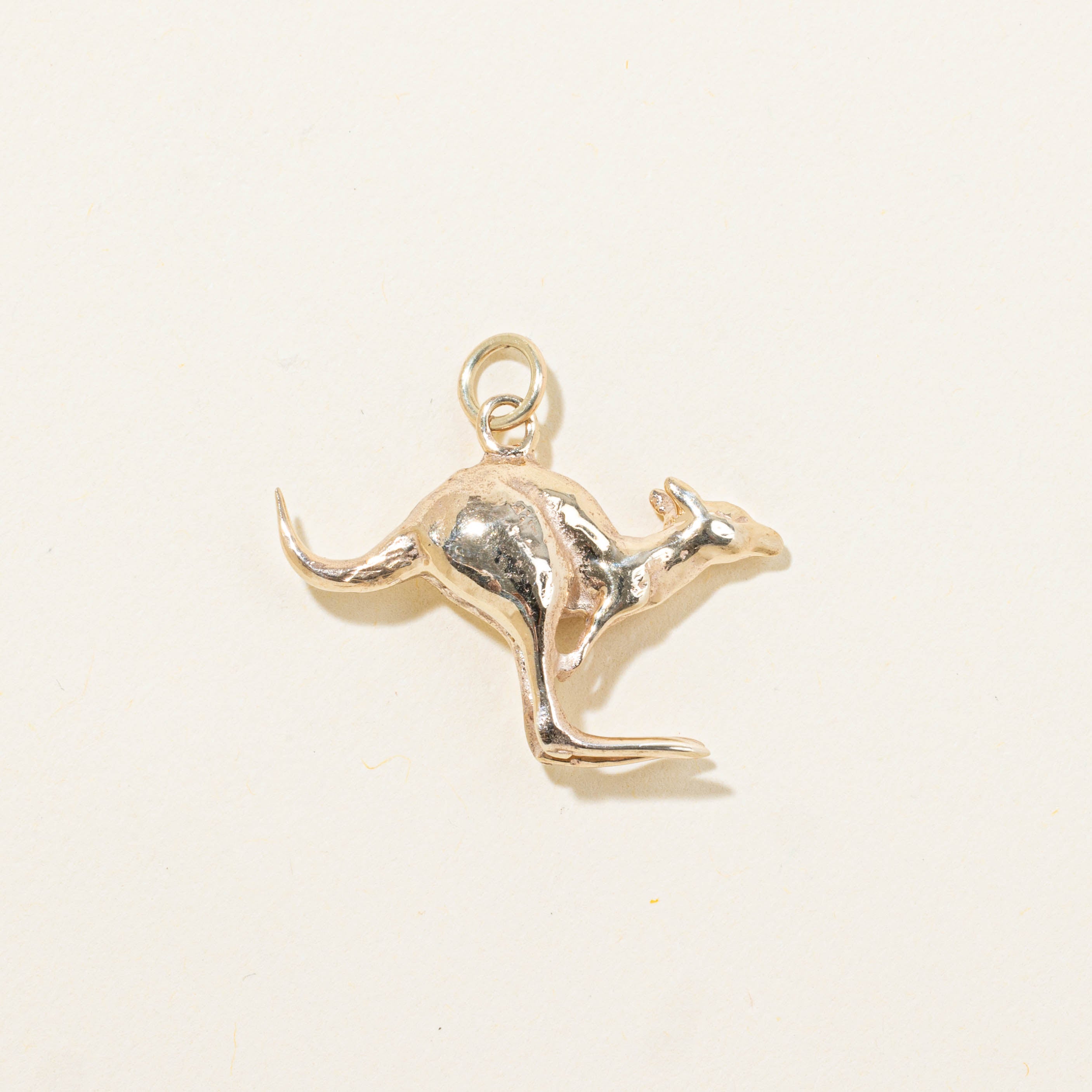 9k Kangaroo Animal Charm