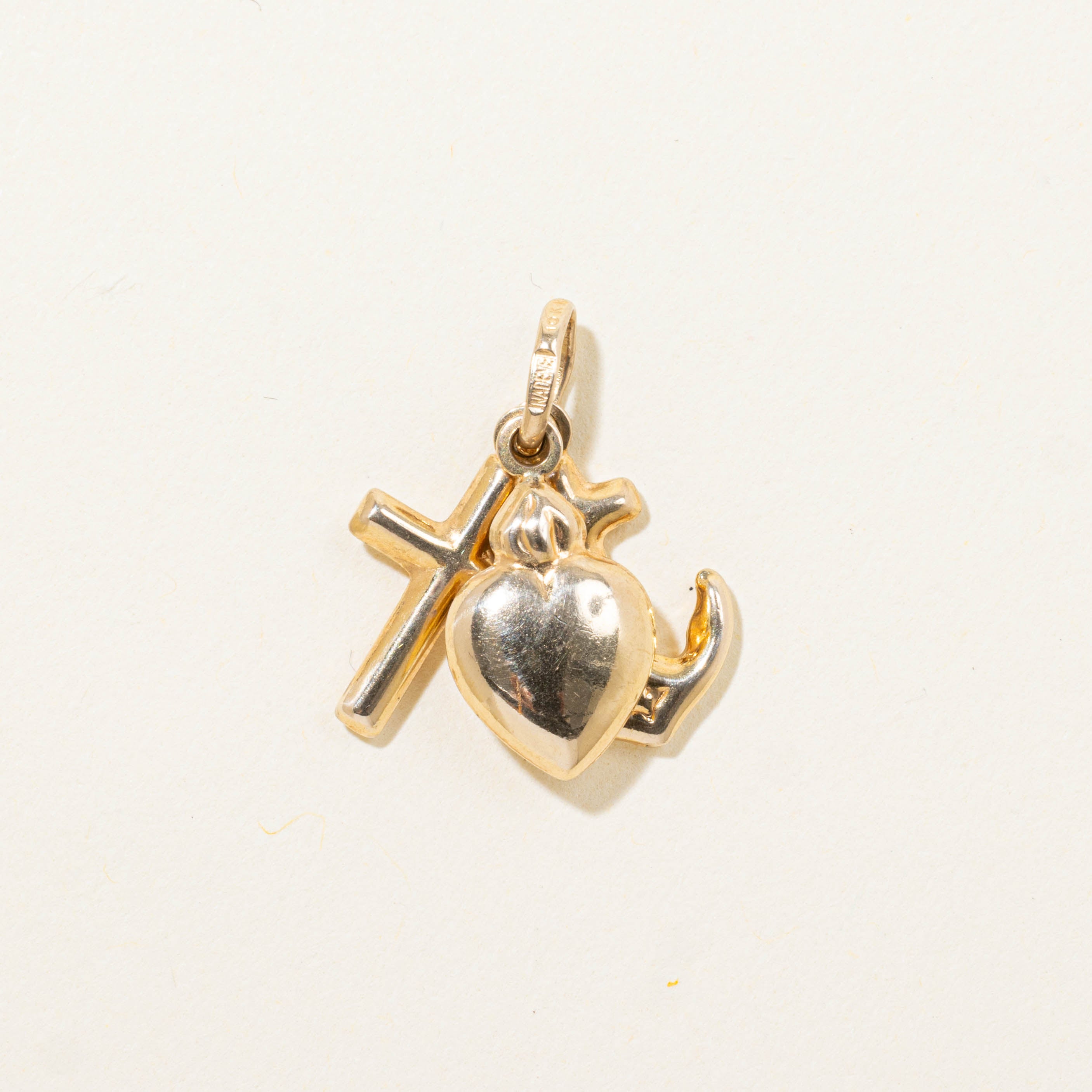 ‘Unoaerre’ 10k Faith, Hope & Charity Charm