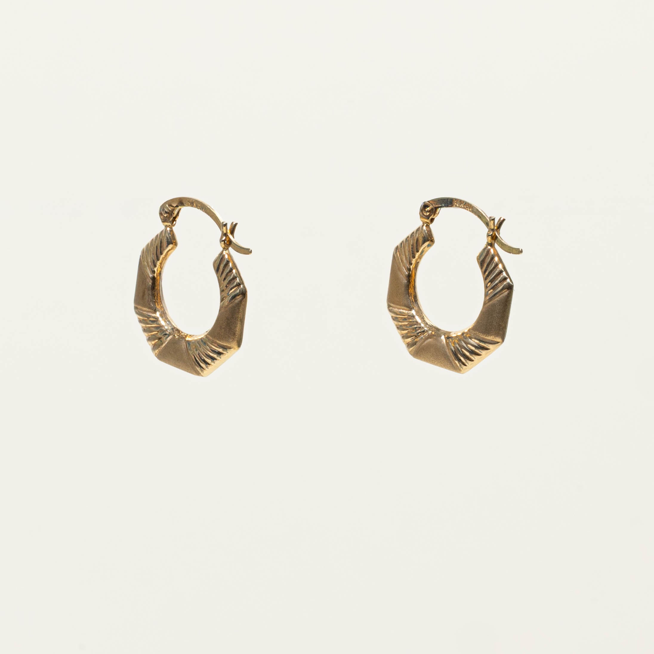 14k Geometric Fluted Hoop Earrings
