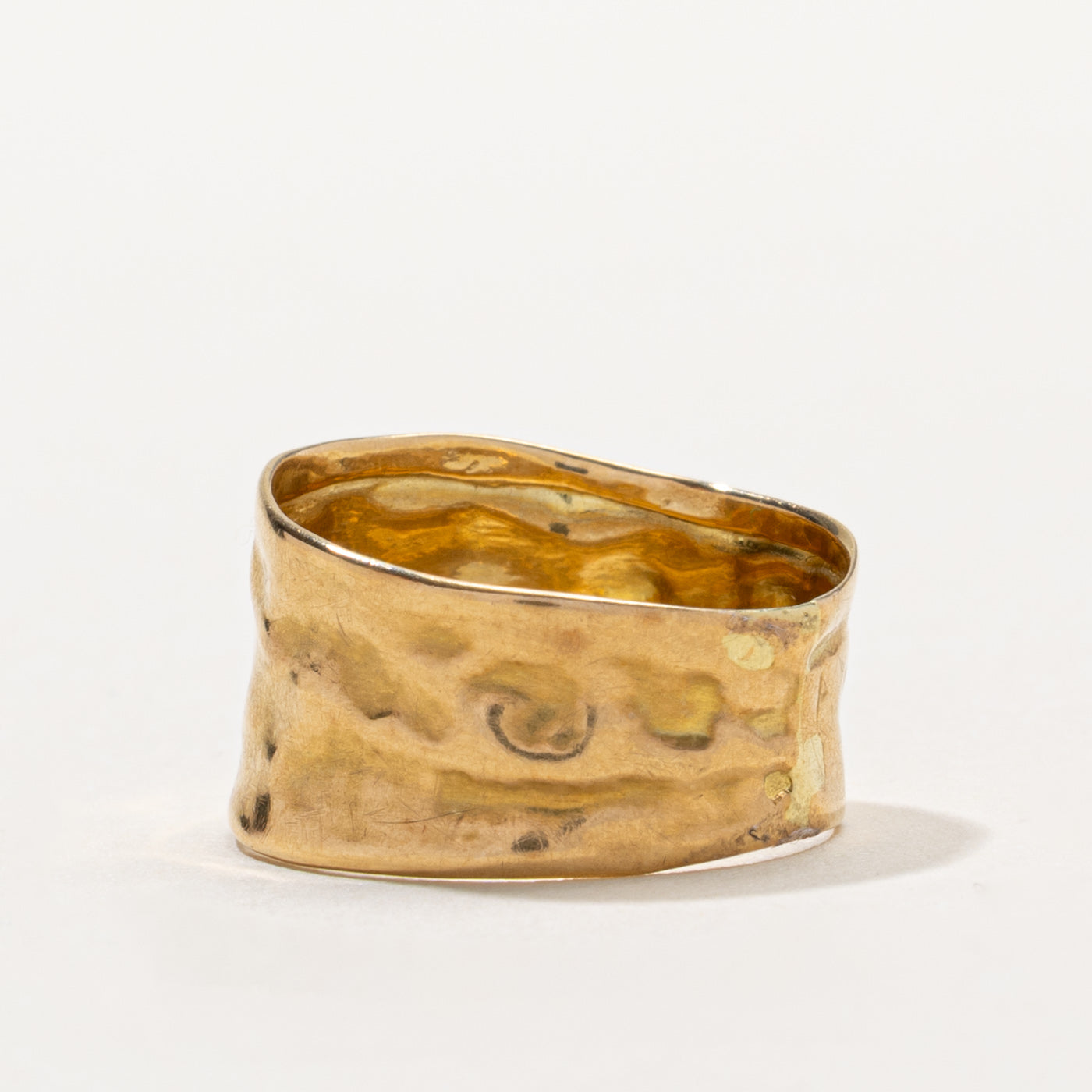French 18k Hammered Band | SZ 6.5