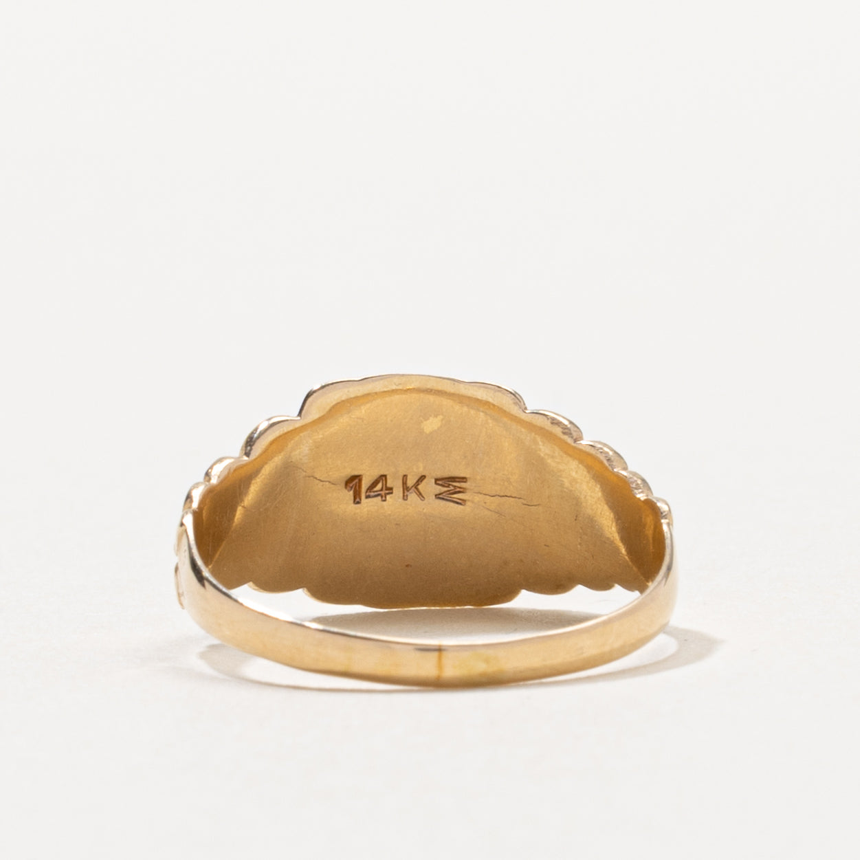 14k Flower Engraved Signet Ring | SZ 3.75