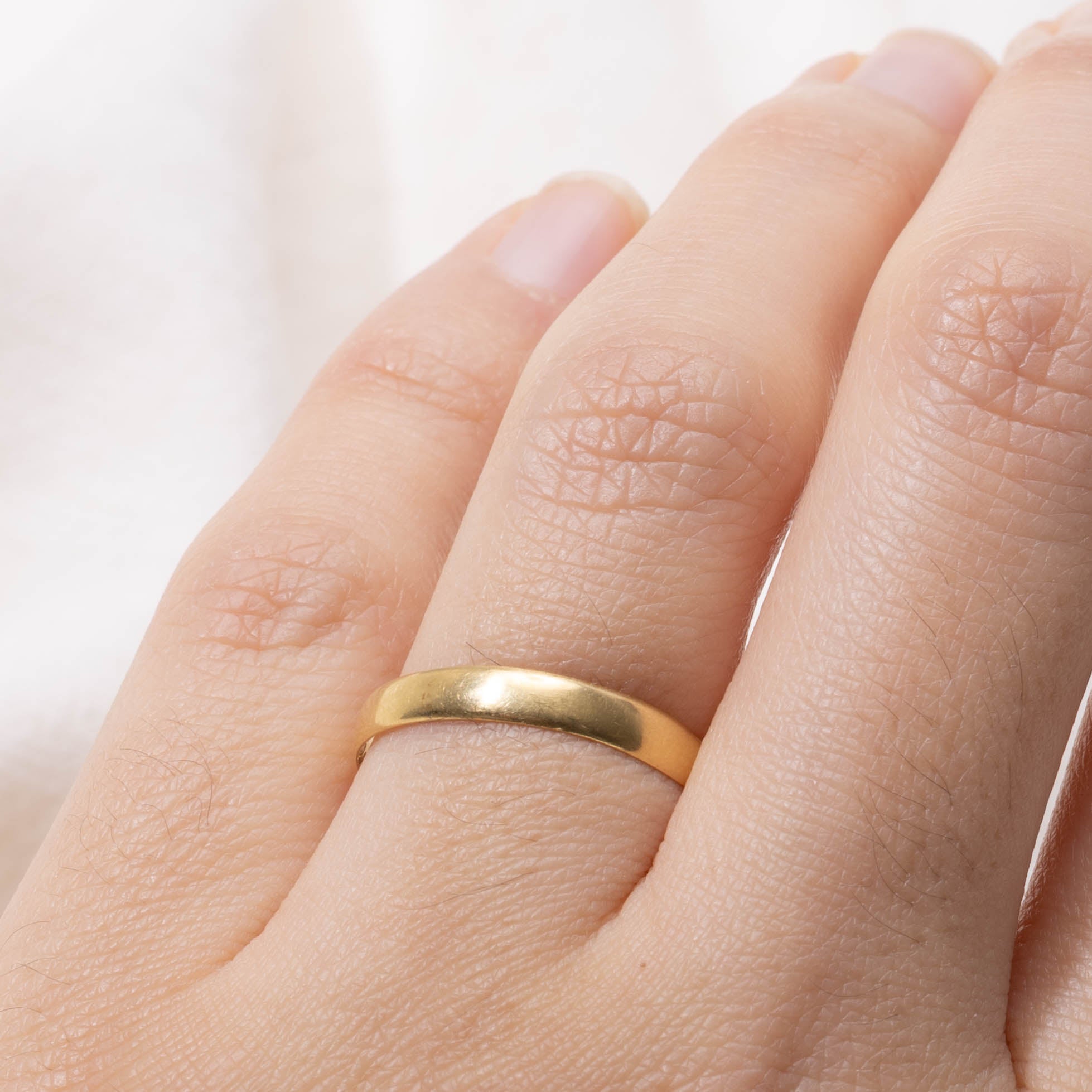 19k Yellow Gold Plain Band | 2.95mm | SZ 7