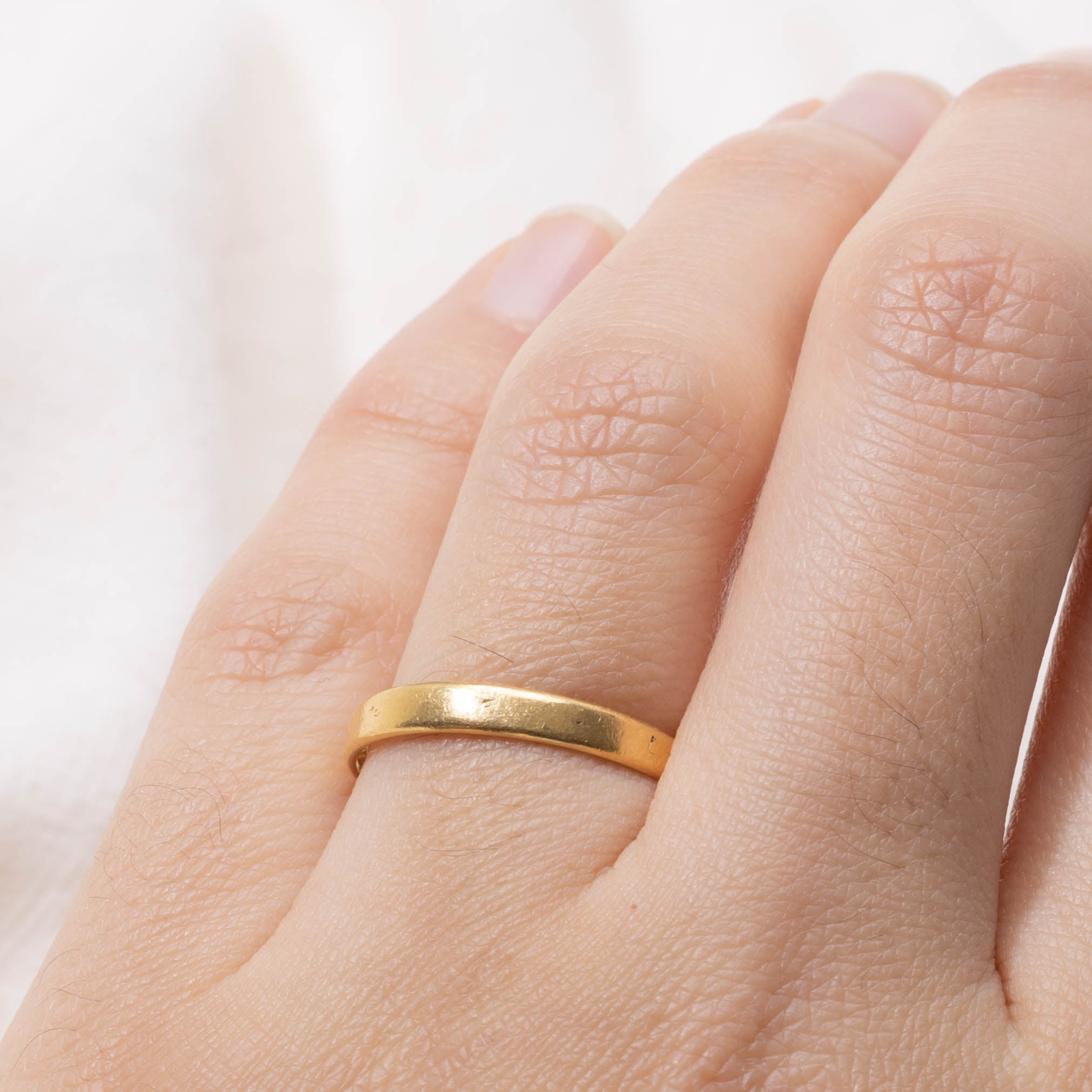 1820 London 22k Yellow Gold Band | 2.95mm | SZ 6.5