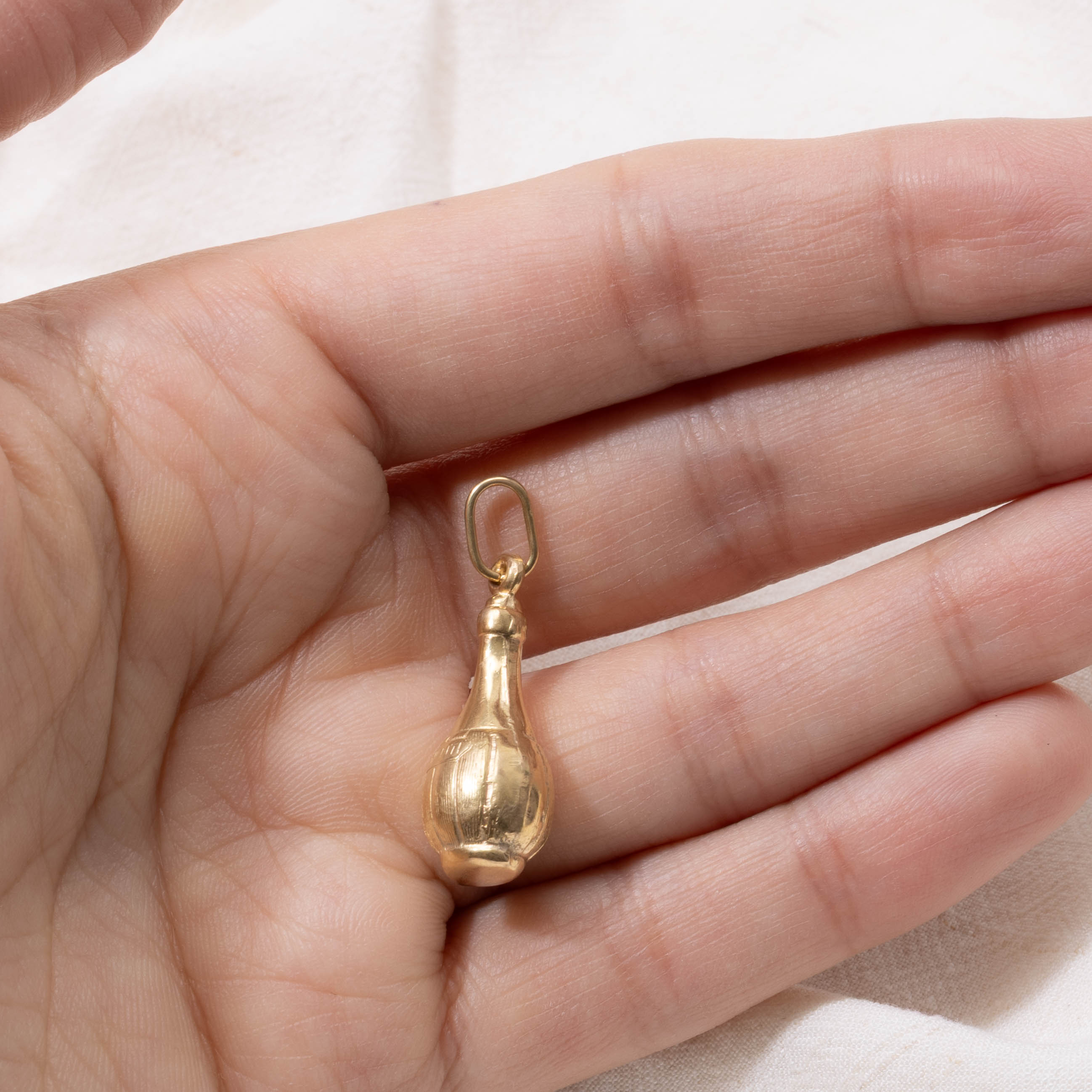 18k Chianti Bottle Charm