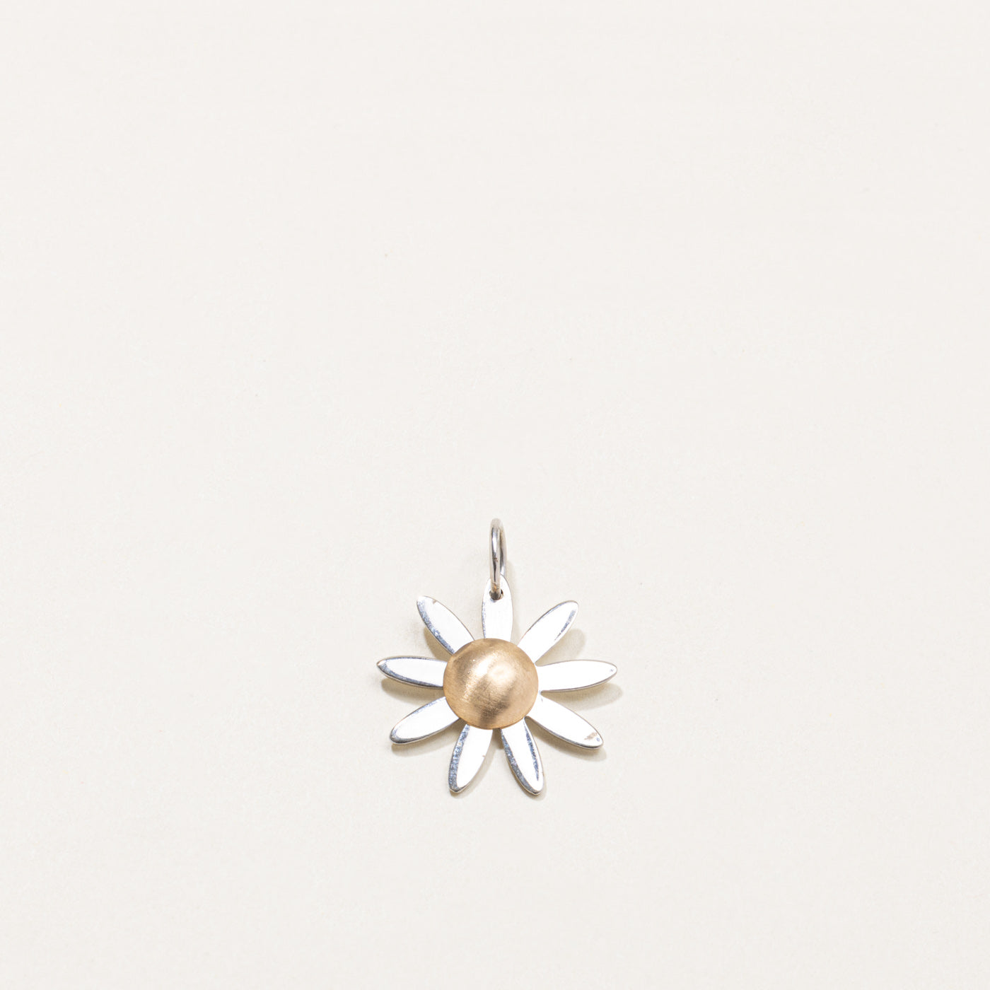 14k Floral Daisy Charm