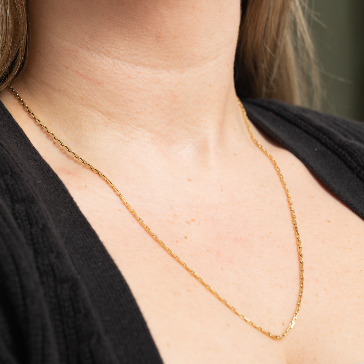 10k Thin Paperclip Chain | 1.34mm | 23"