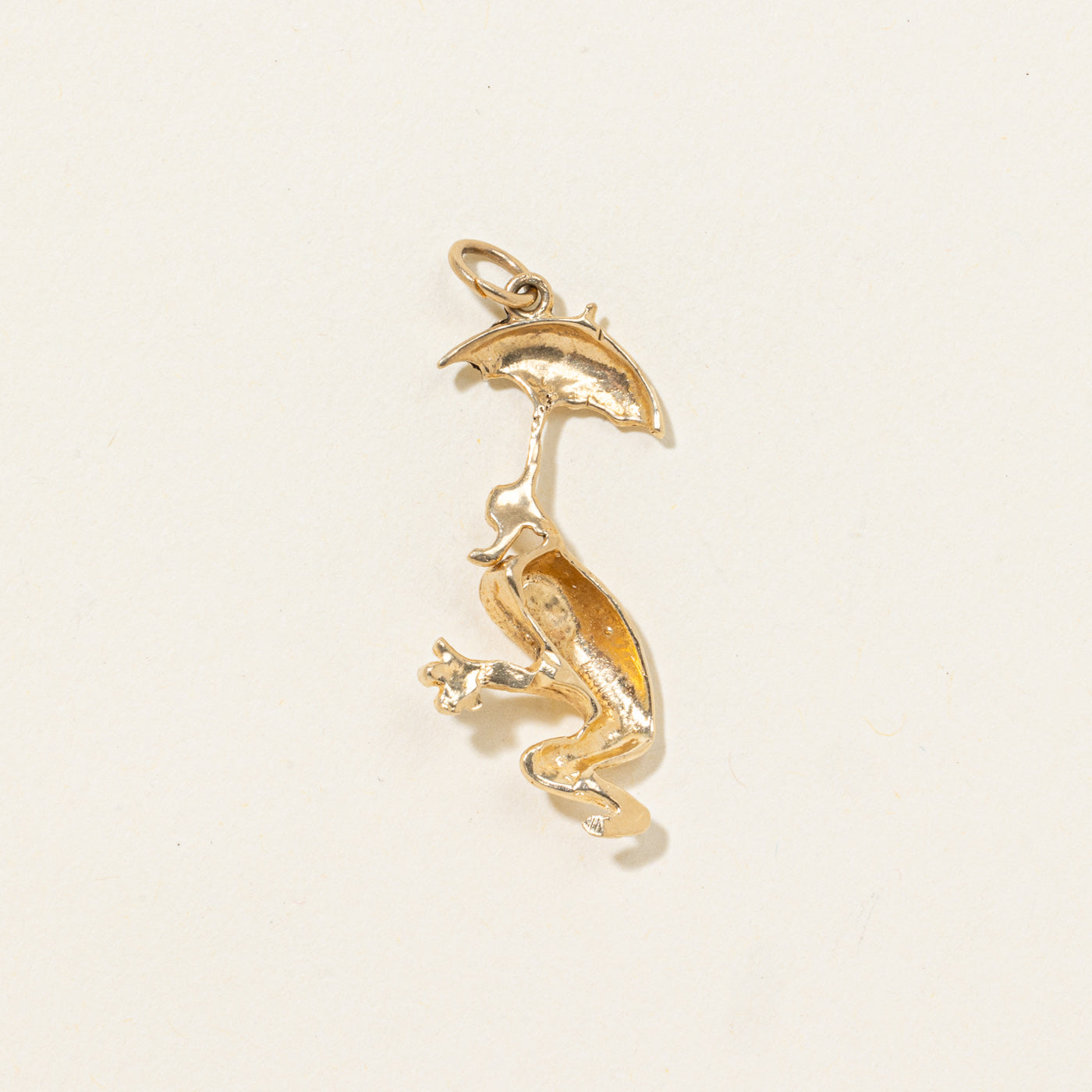 10k Frog with Umbrella Charm