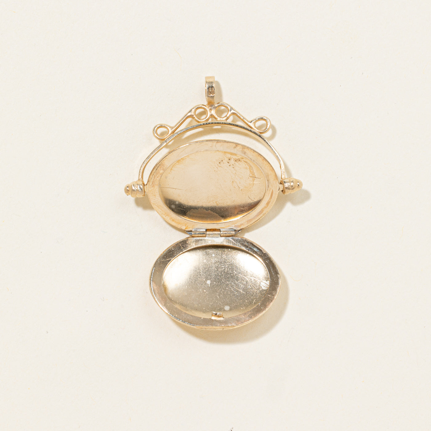 Birmingham 9k Engraved Locket