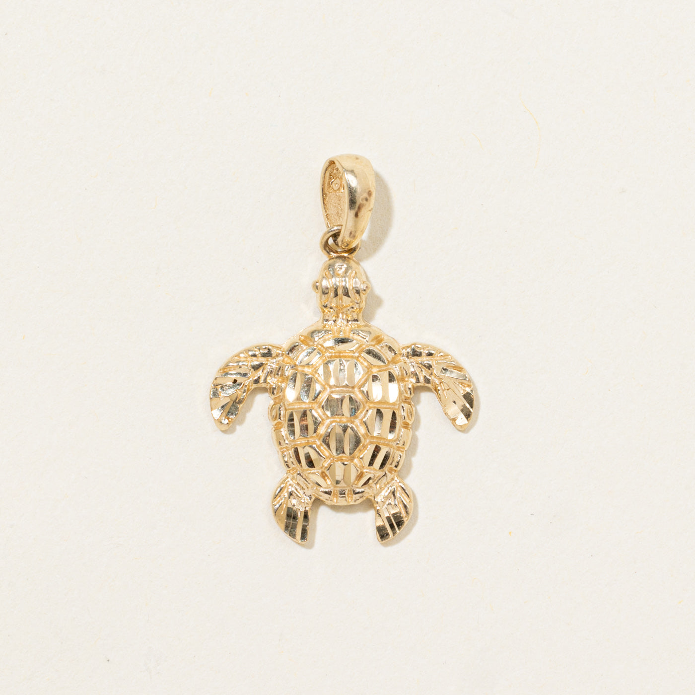 14k Turtle Pendant