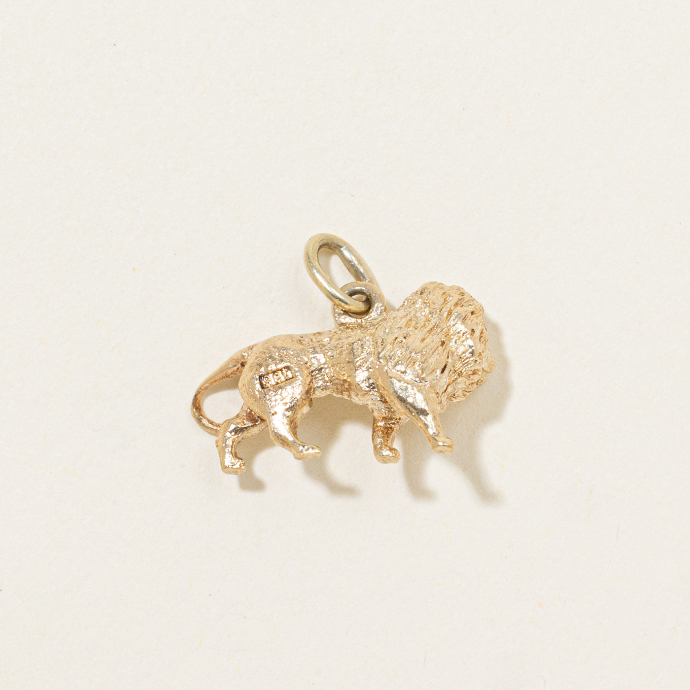 9k Lion Charm