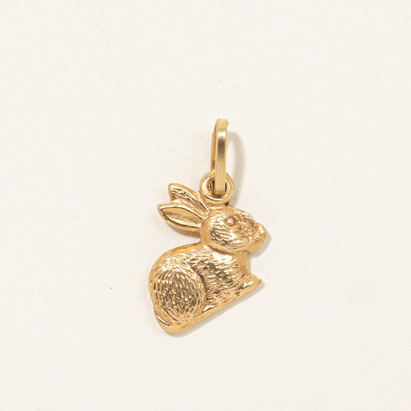 18k Textured Rabbit Pendant