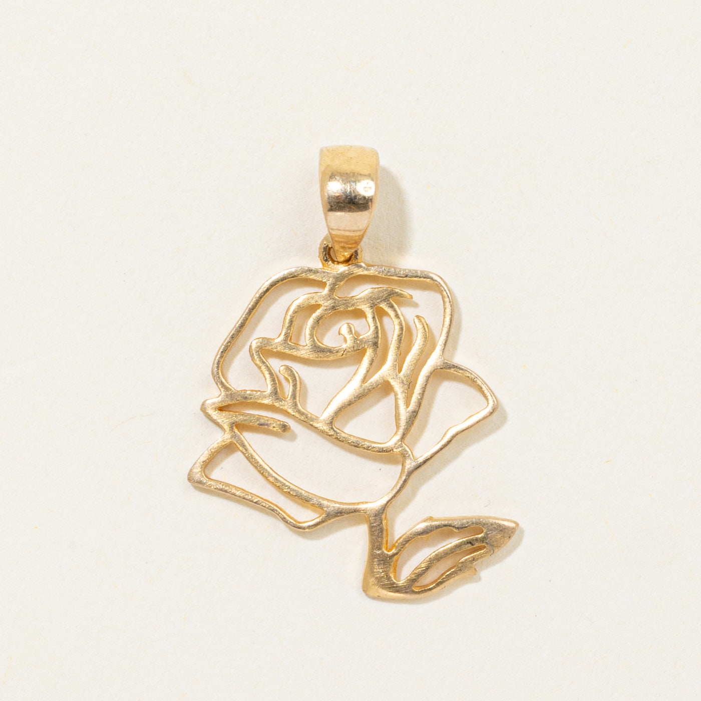 18k Openwork Rose Pendant