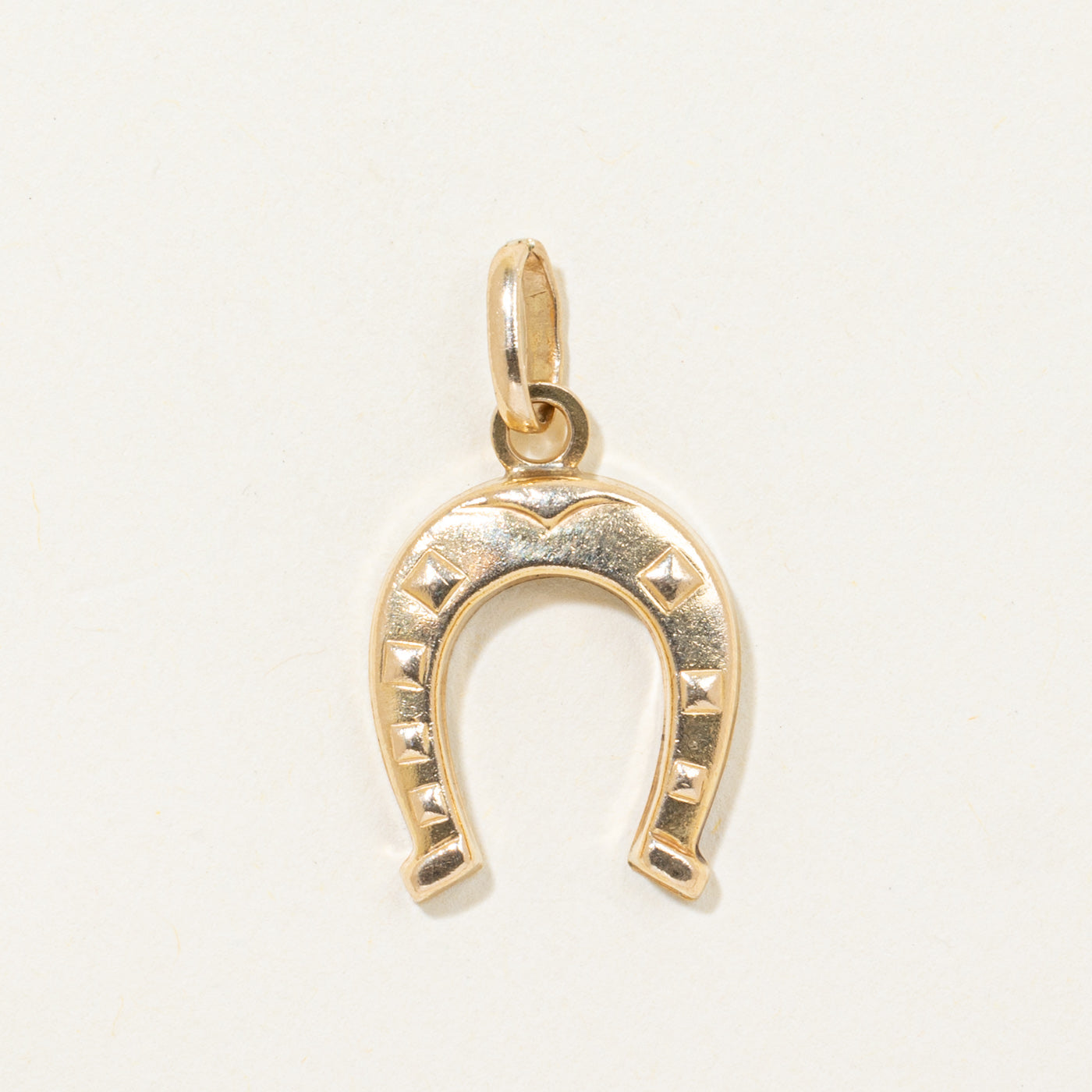 10k Horseshoe Charm