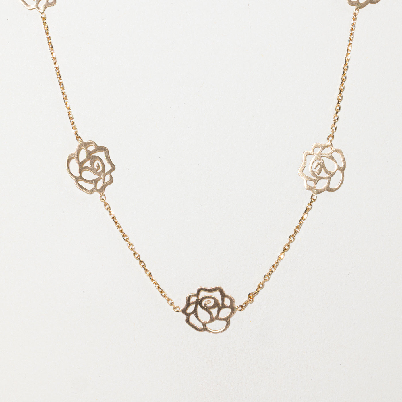 18k Flower Satellite Pendant Necklace | 39"