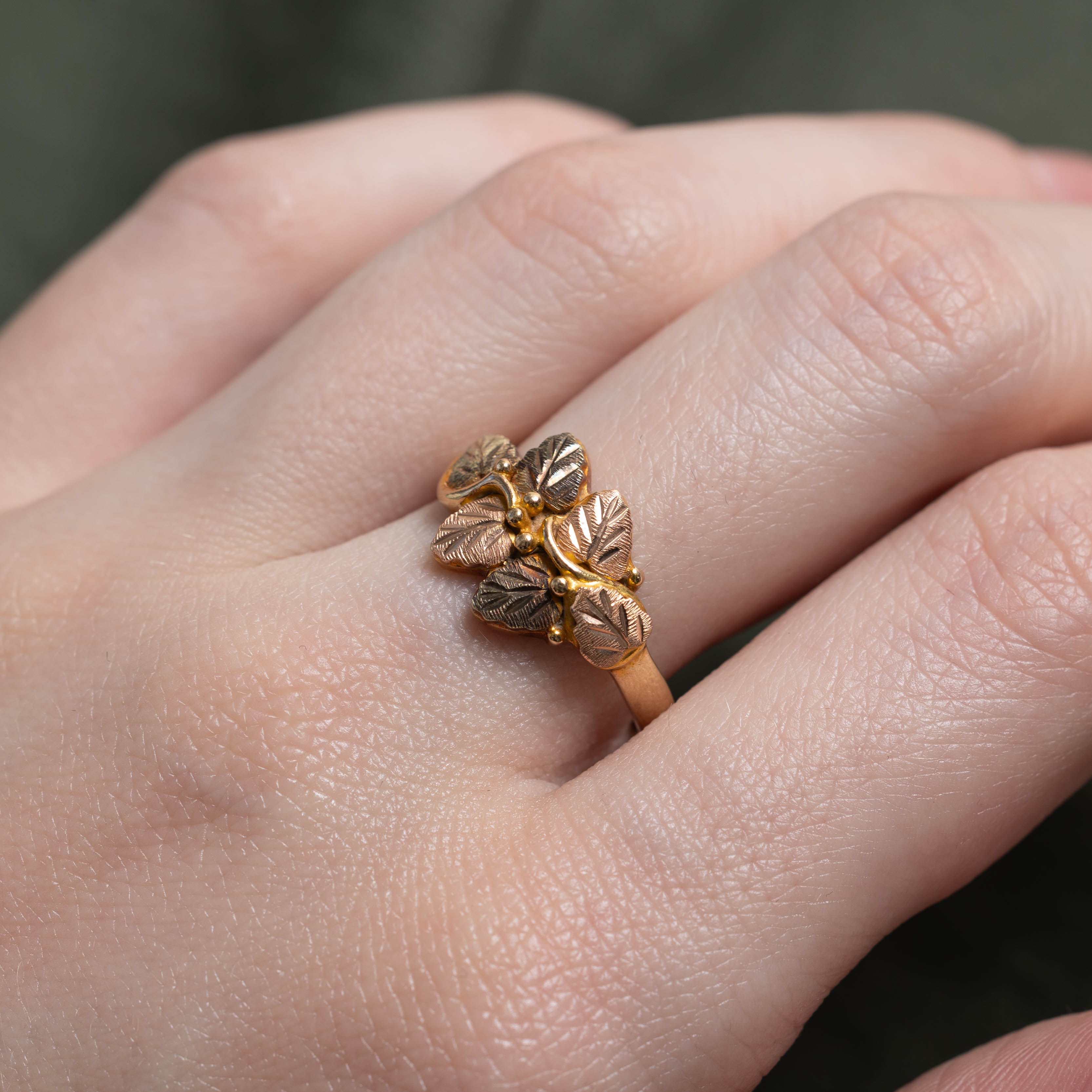 10k Tri Tone Leaf Branch Ring | SZ 8