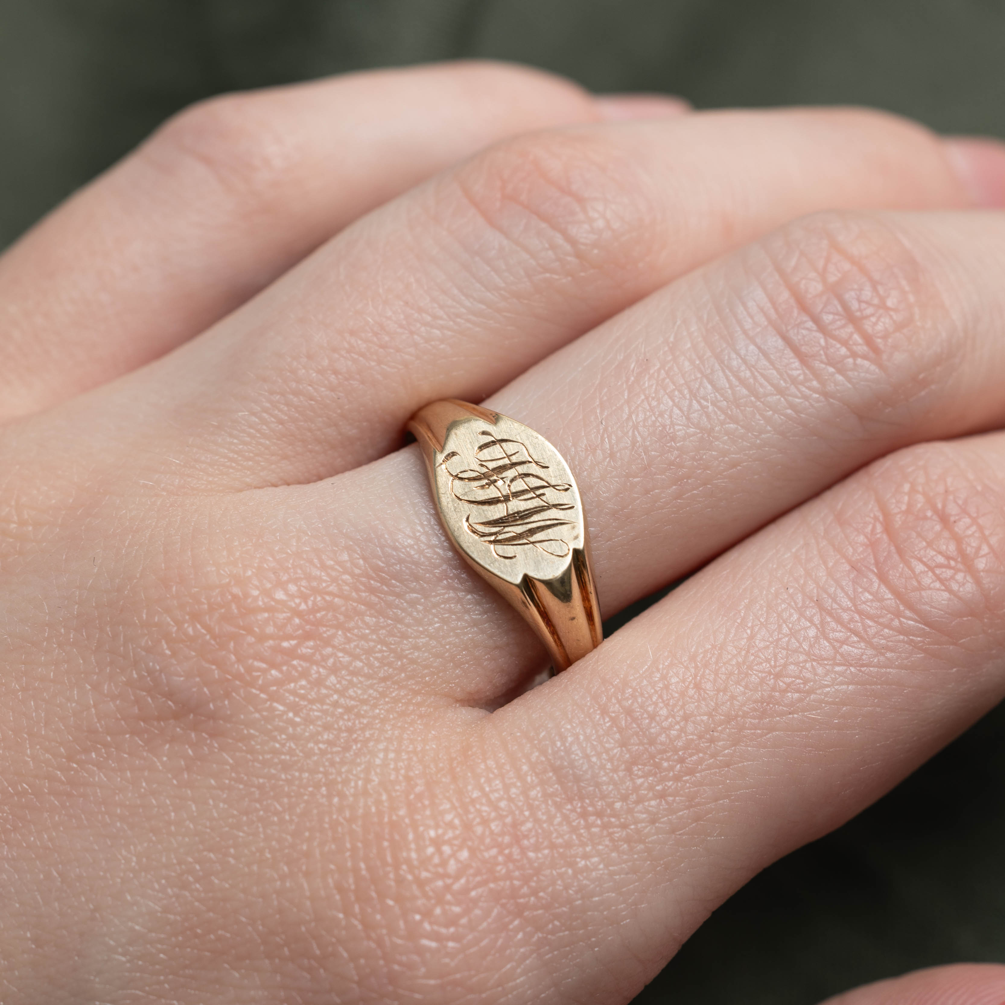 10k Yellow Gold Initialized Signet Ring | SZ 9