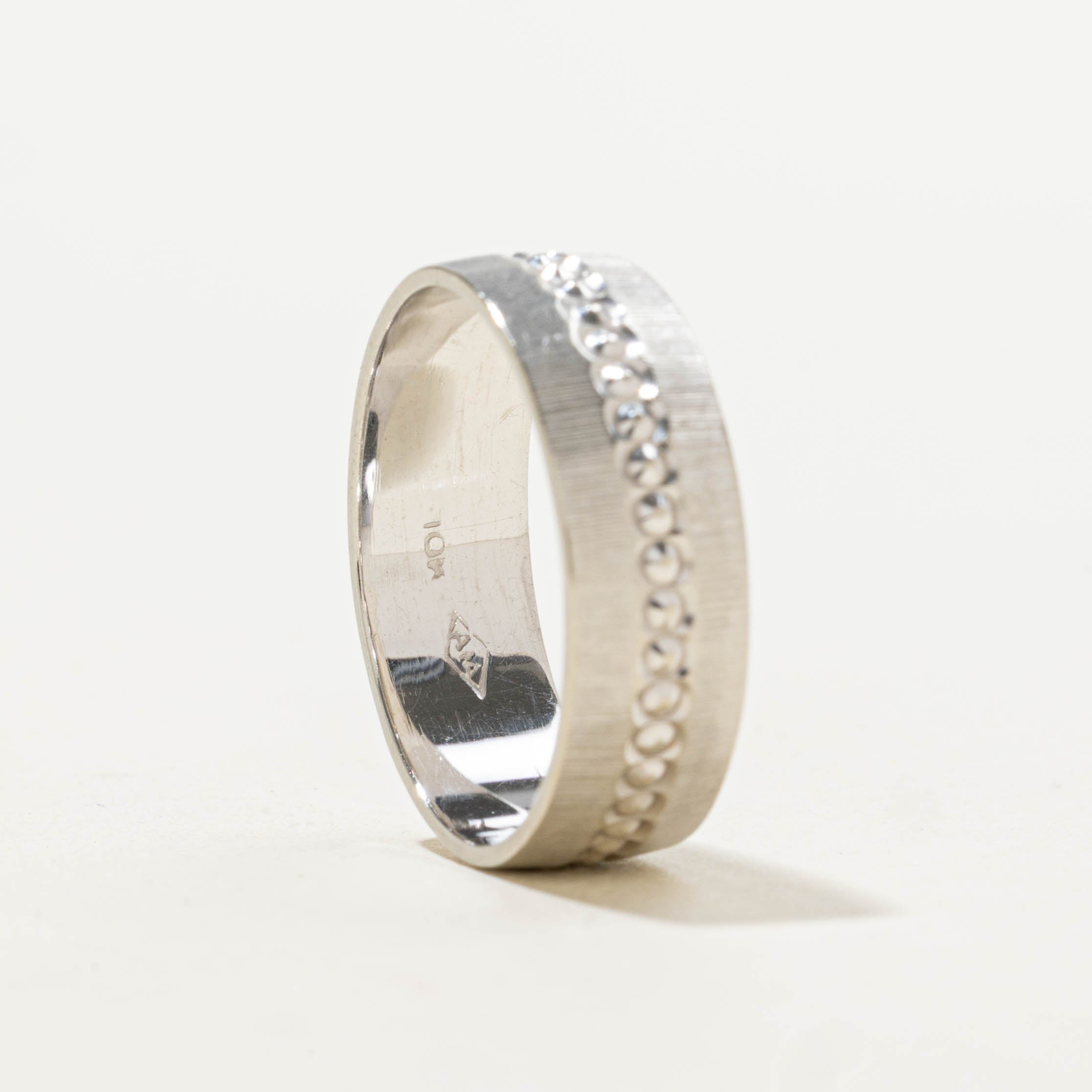 10k White Gold Fluted Band | 5.95mm | SZ 6.5