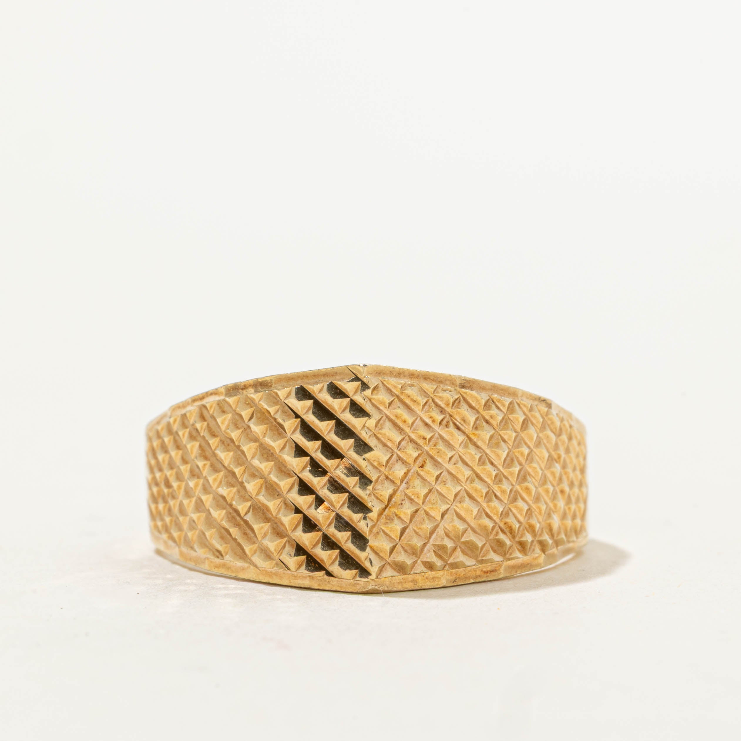 14k Textured Dome Ring | SZ 11.5
