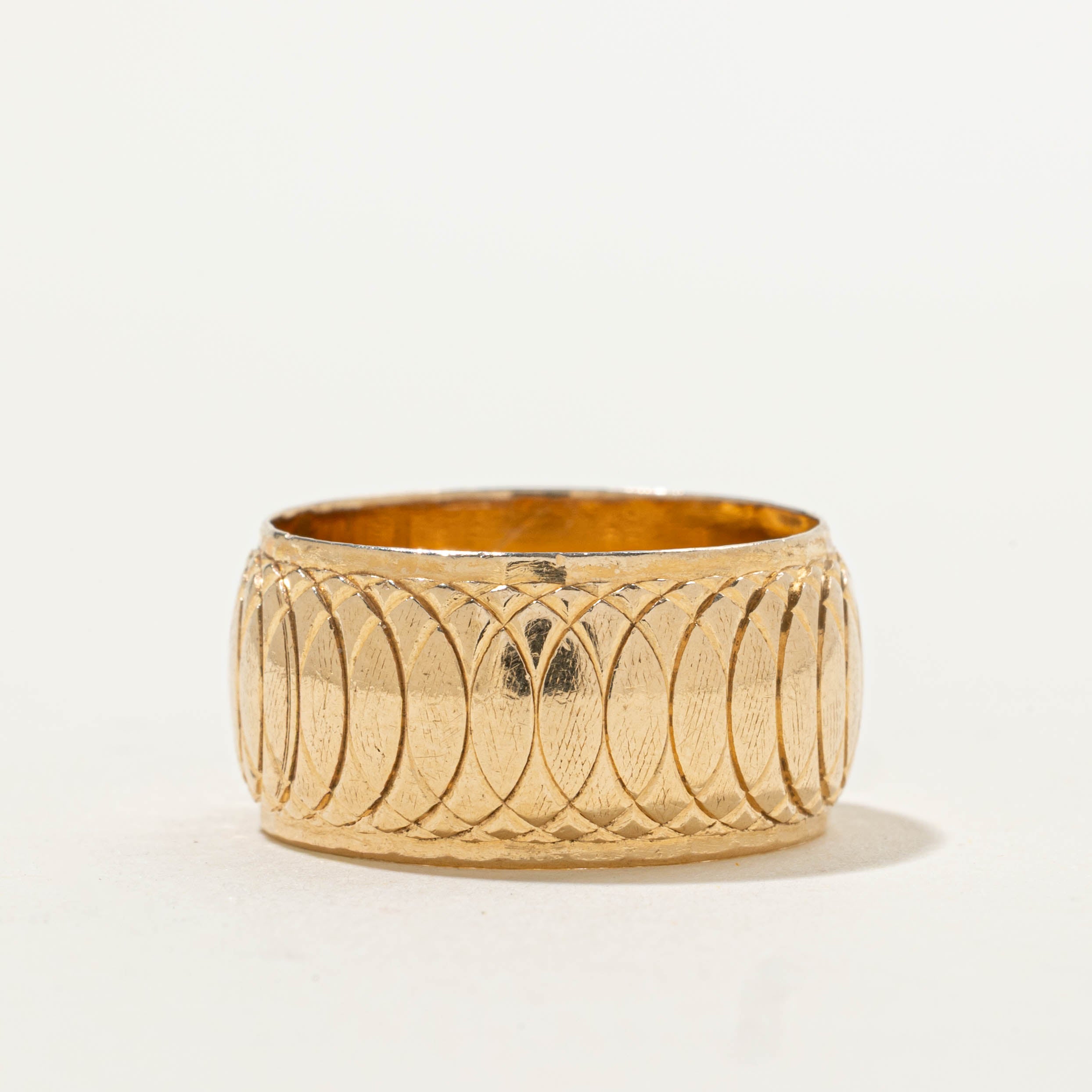 14k Circular Engraved Cigar Band | 10.20mm | SZ 8