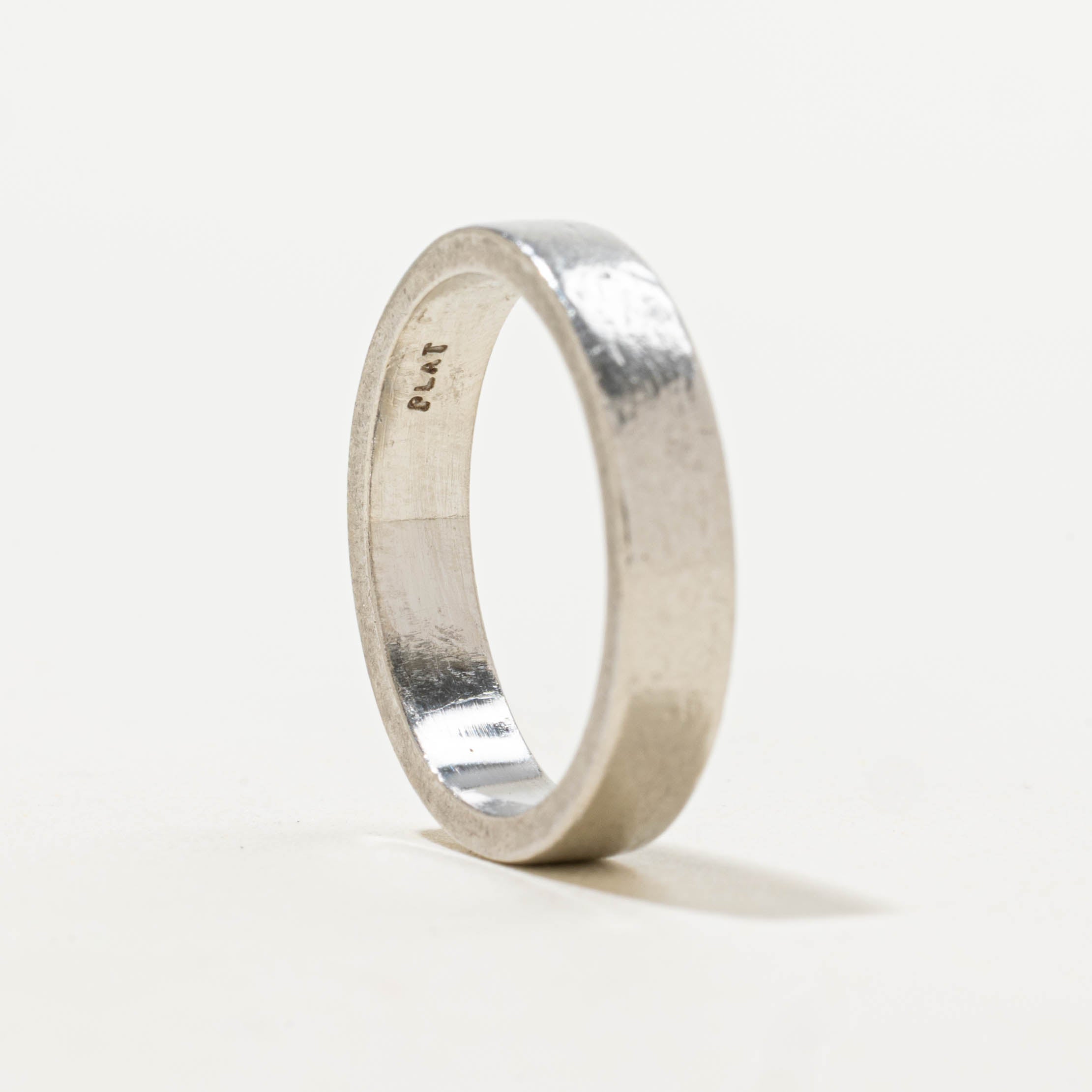 950 Platinum Plain Band | 3.85mm | SZ 6