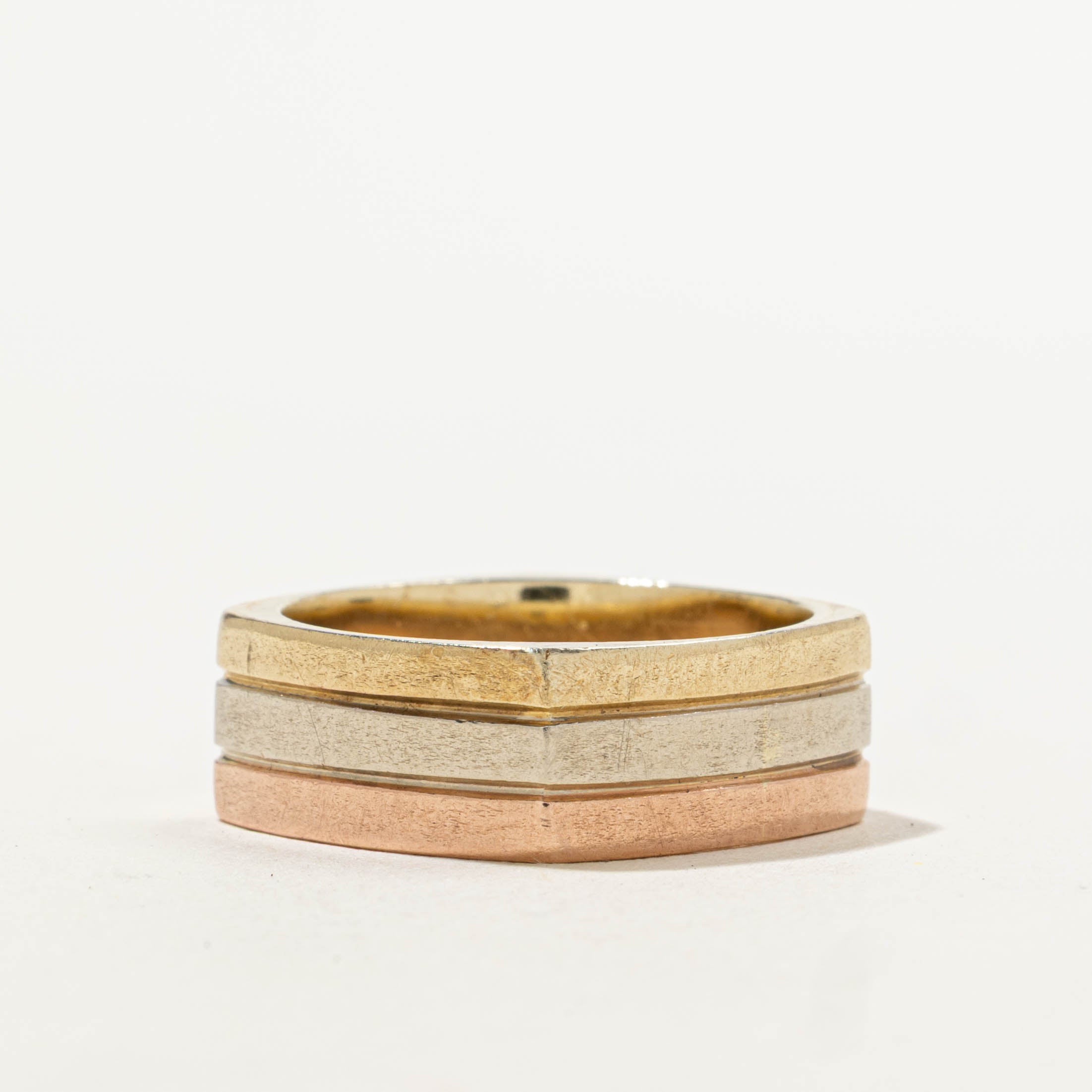 10k Tri-Tone Soft Square Grooved Band | 7.25mm | SZ 8.25