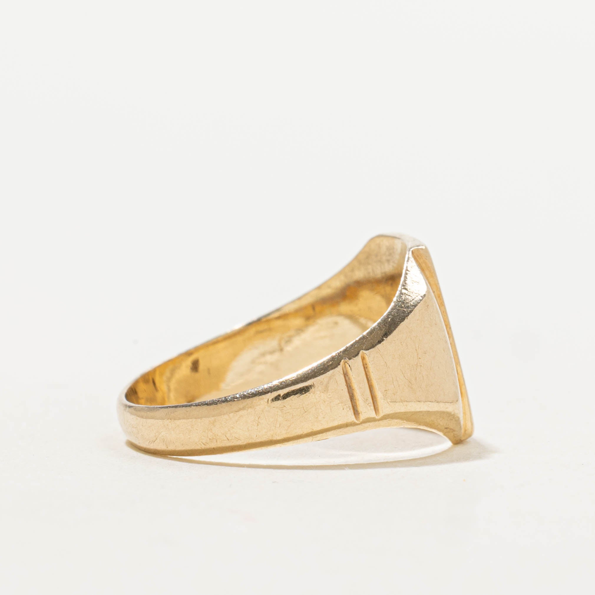 10k “RCM” Initialized Signet Ring | SZ 4.75