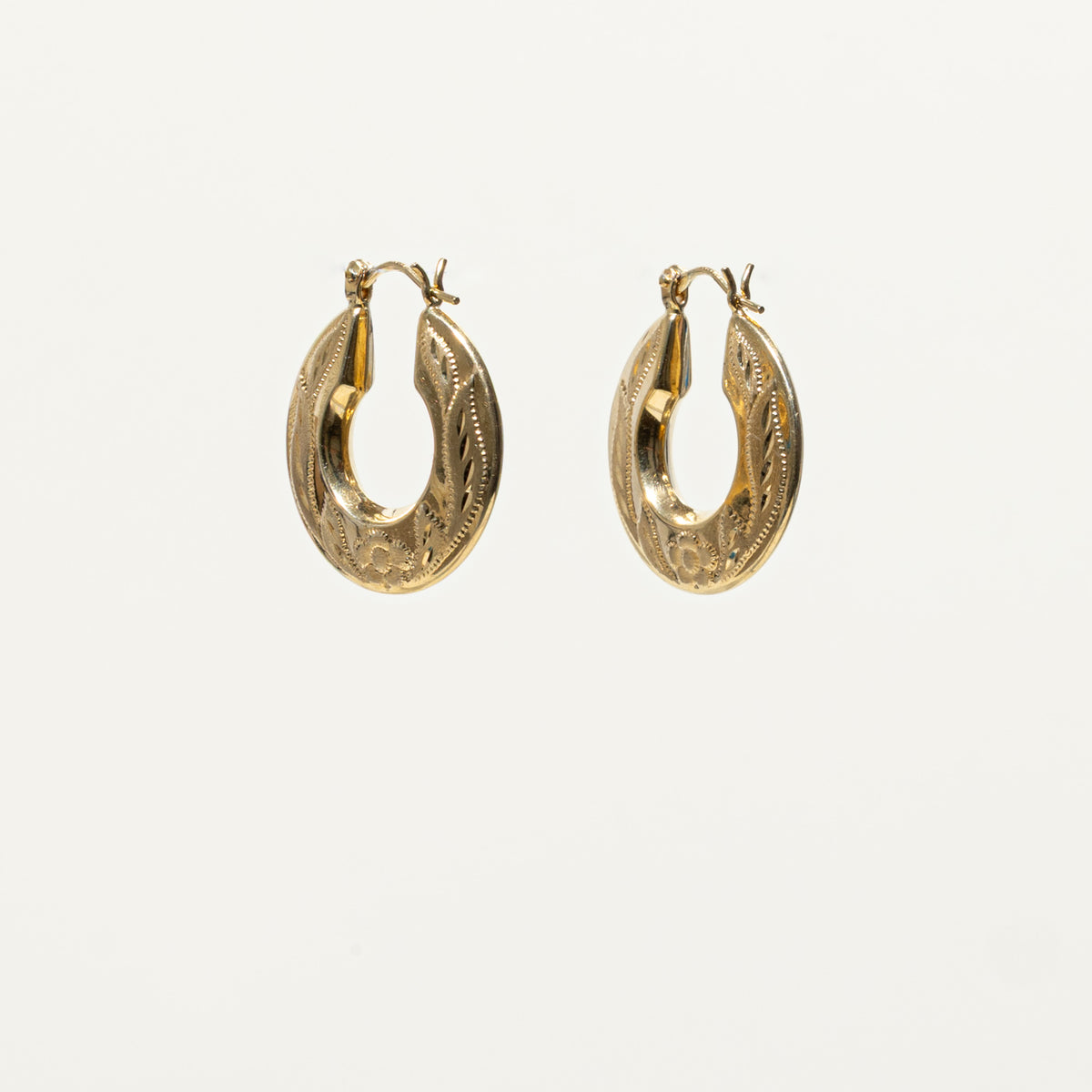 14k Yellow Gold Engraved Floral Hoop Earrings