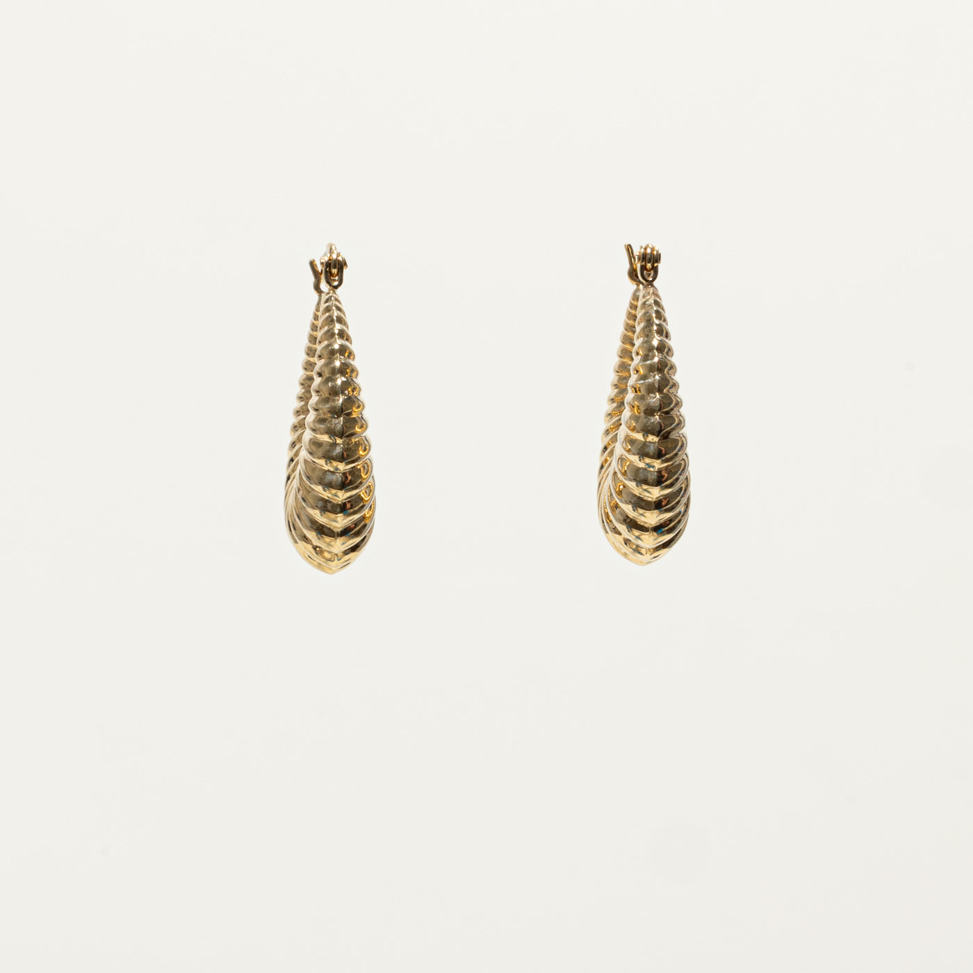 14k Yellow Gold Grooved Croissant Hoop Earrings