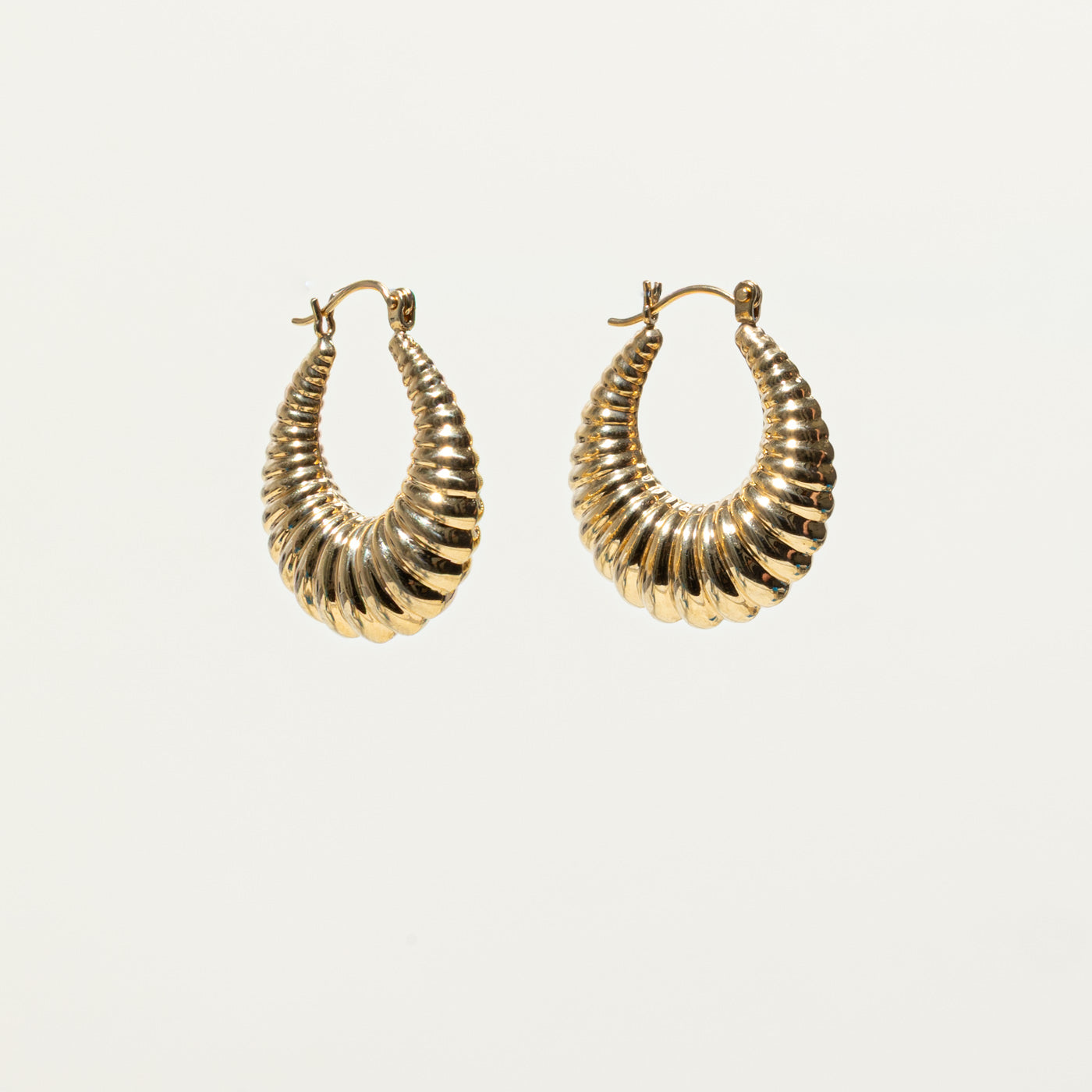 14k Yellow Gold Grooved Croissant Hoop Earrings