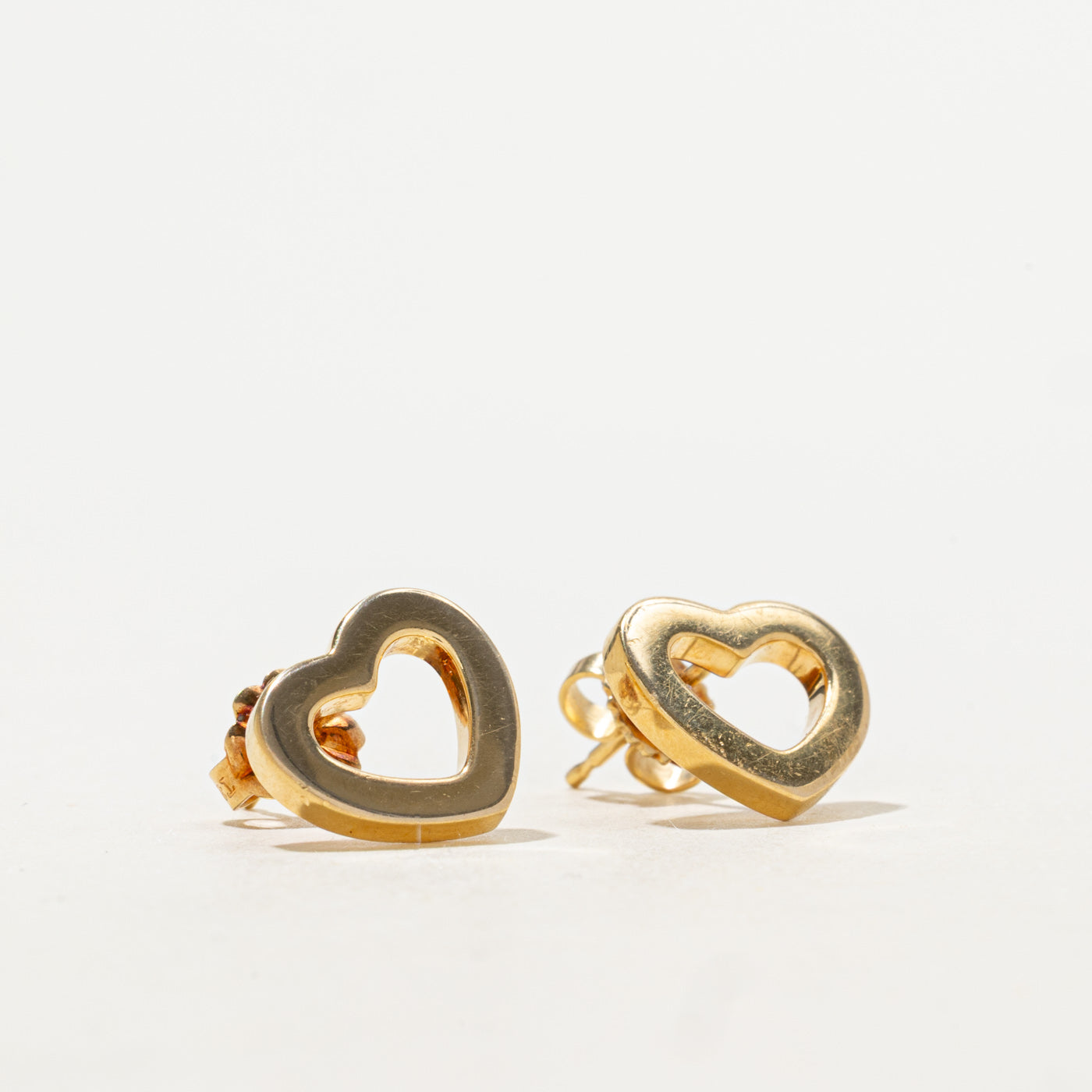 'Tiffany & Co' Yellow Gold Open Heart Stud Earrings