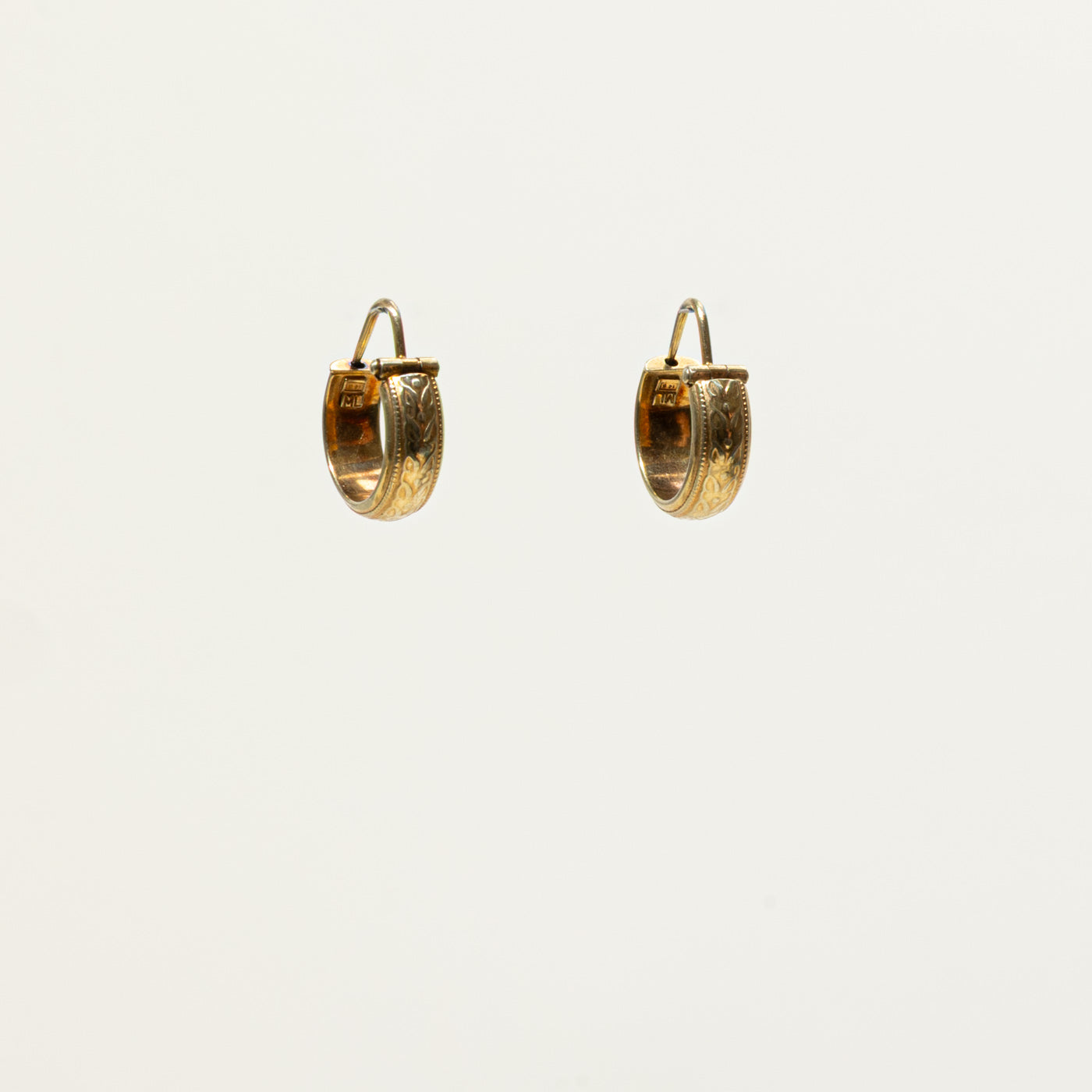14k Yellow Gold Engraved Floral Hoop Earrings