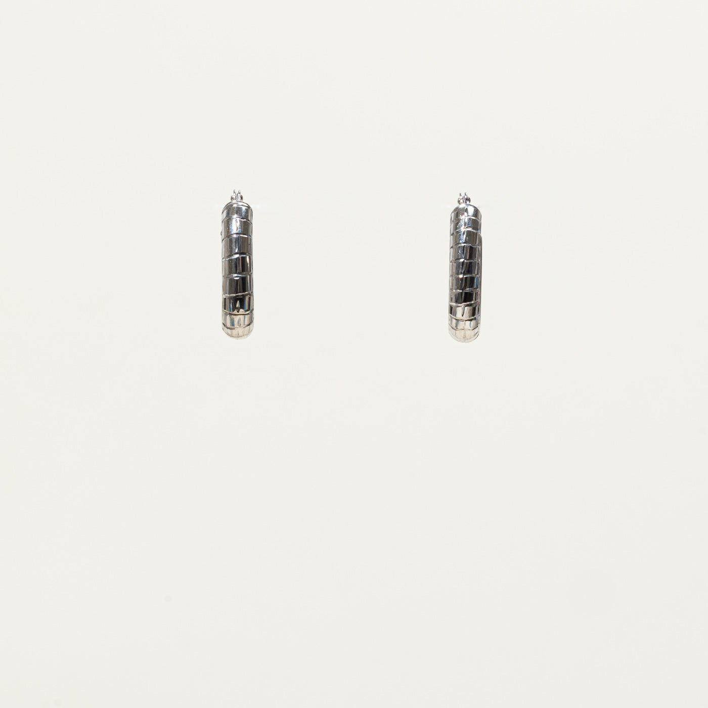14k White Gold Grooved Hoop Earrings