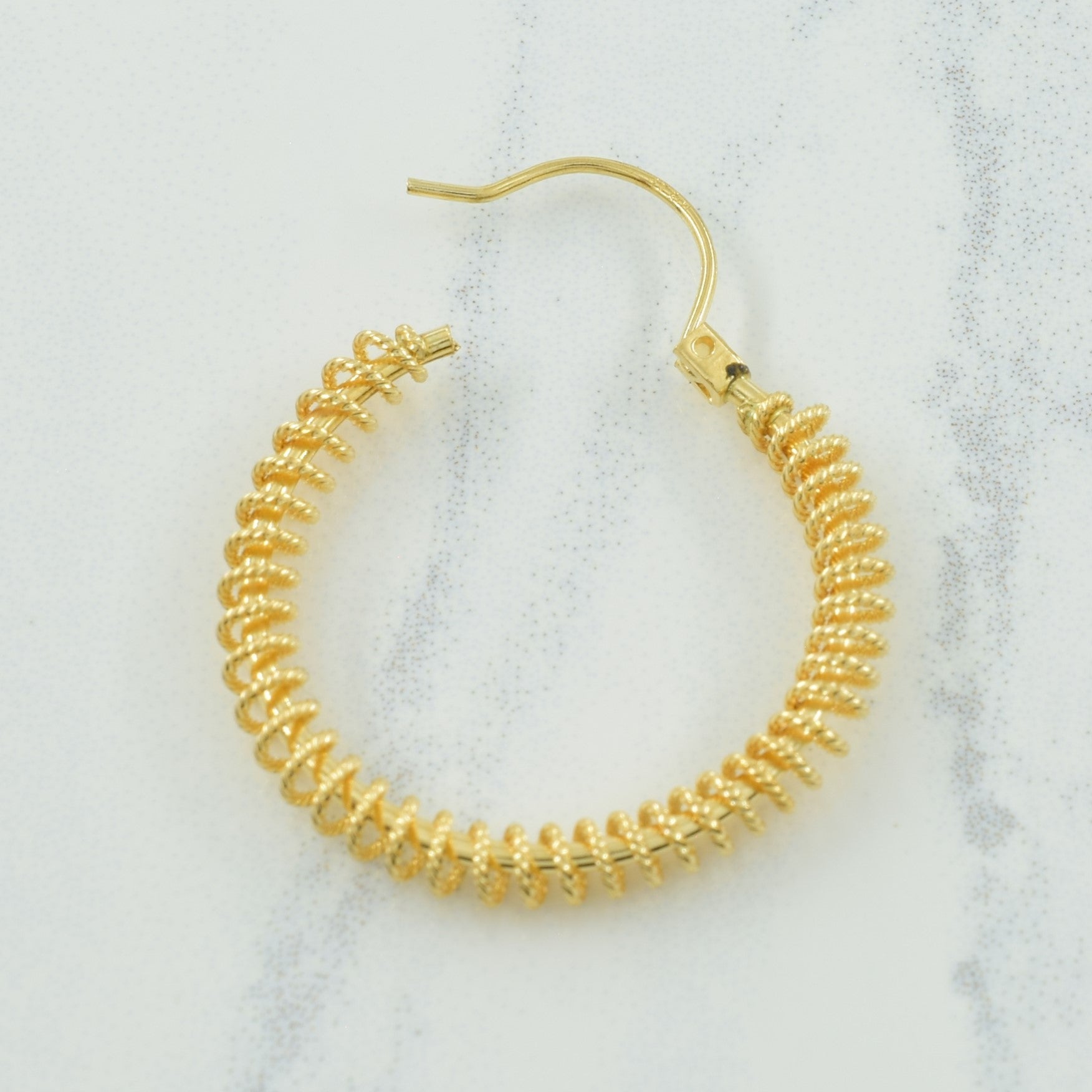10k Yellow Gold Hoop Earrings |