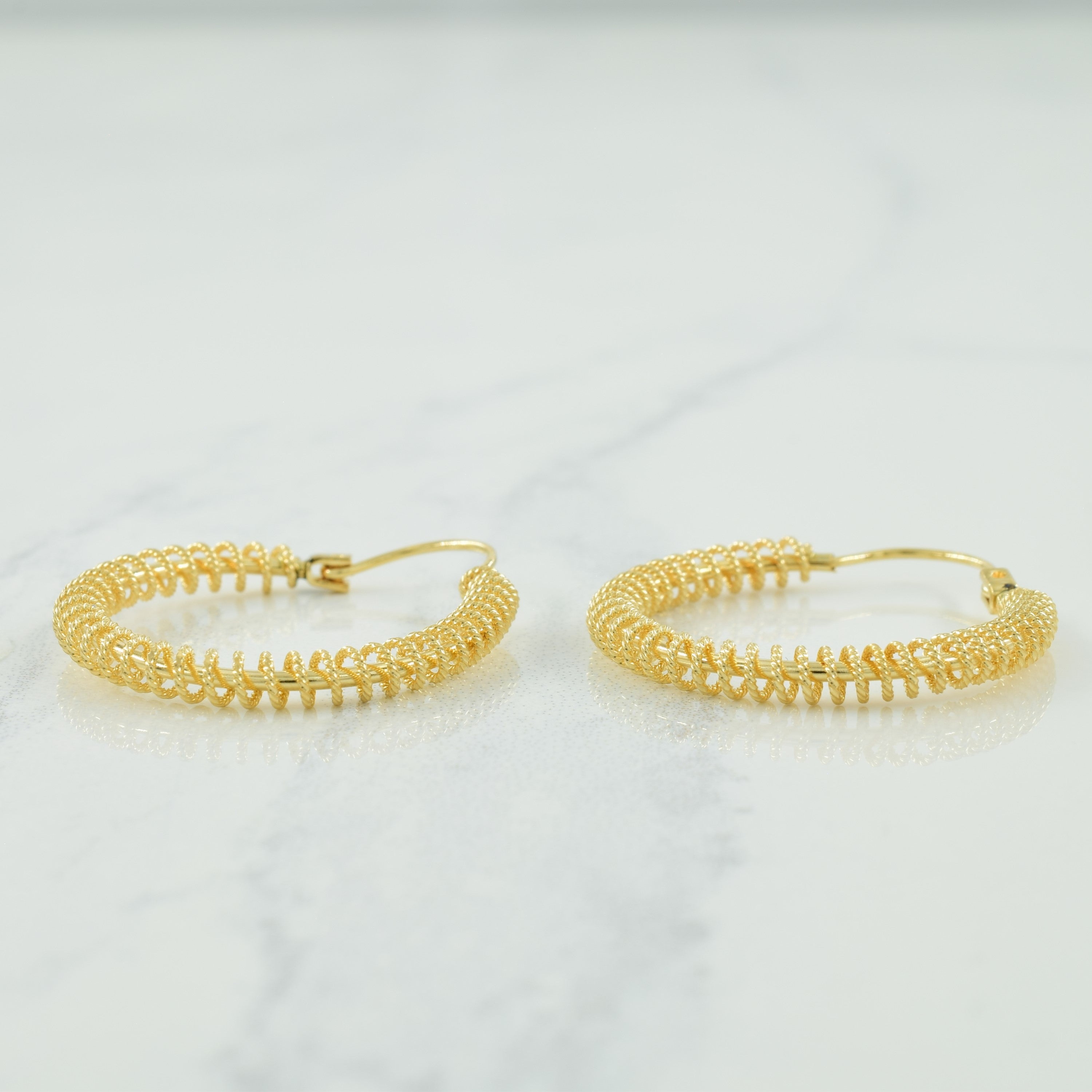 10k Yellow Gold Hoop Earrings |